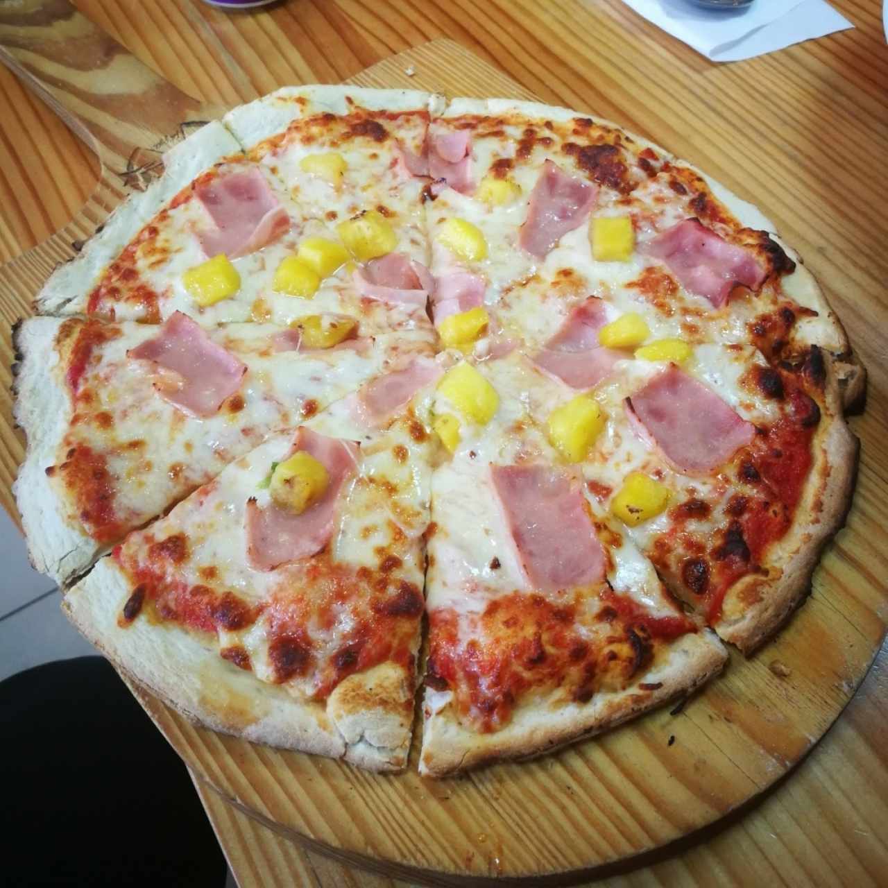 Pizza Hawaiana