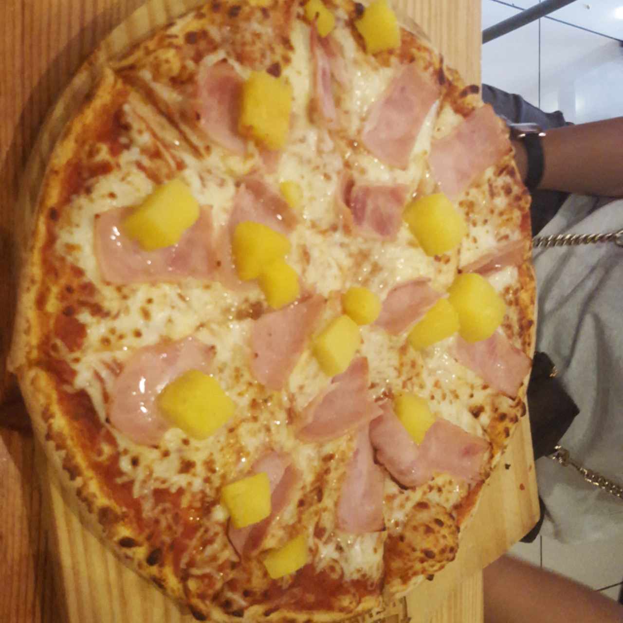 Pizza hawaiana