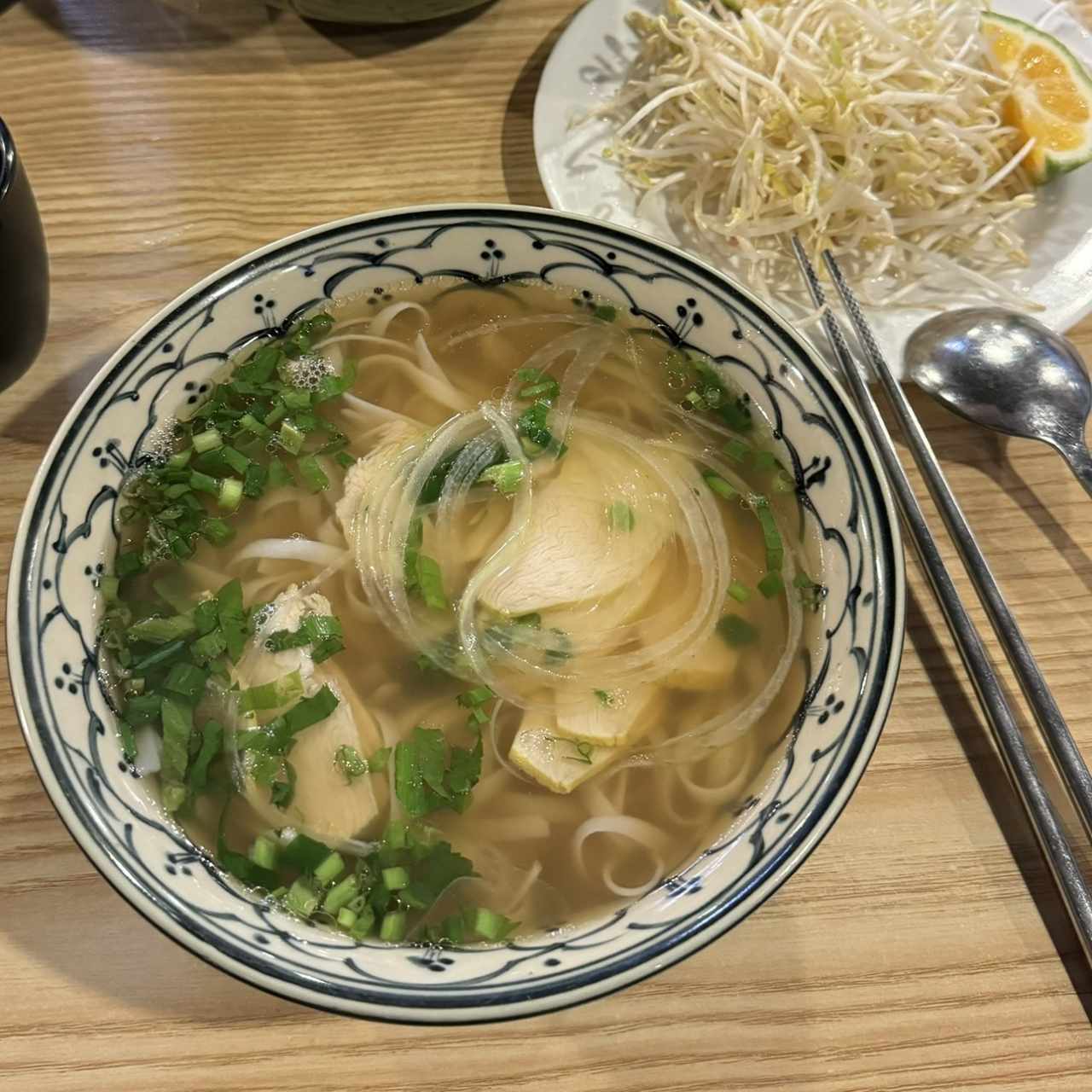 Pho de pollo