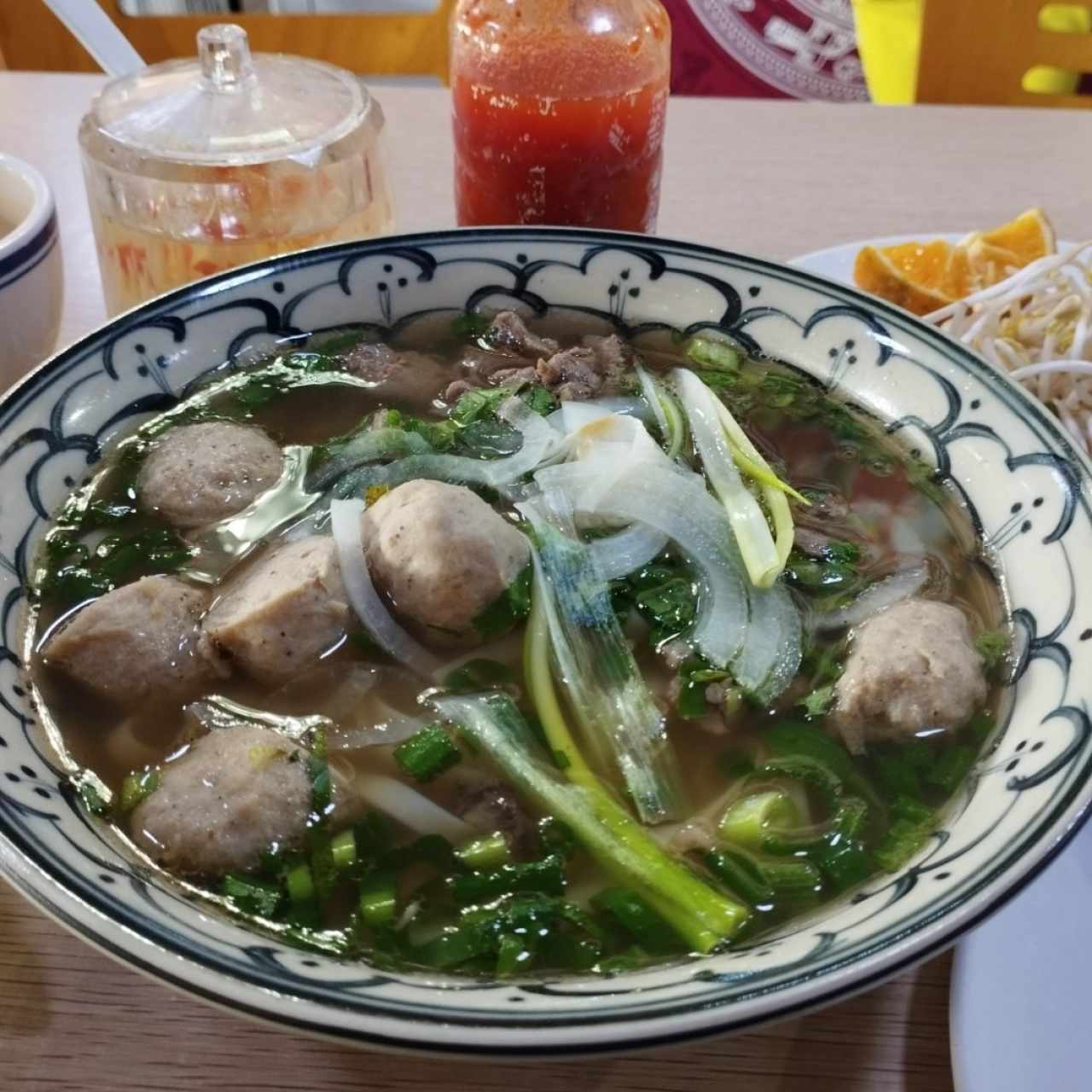 pho bolas de carne