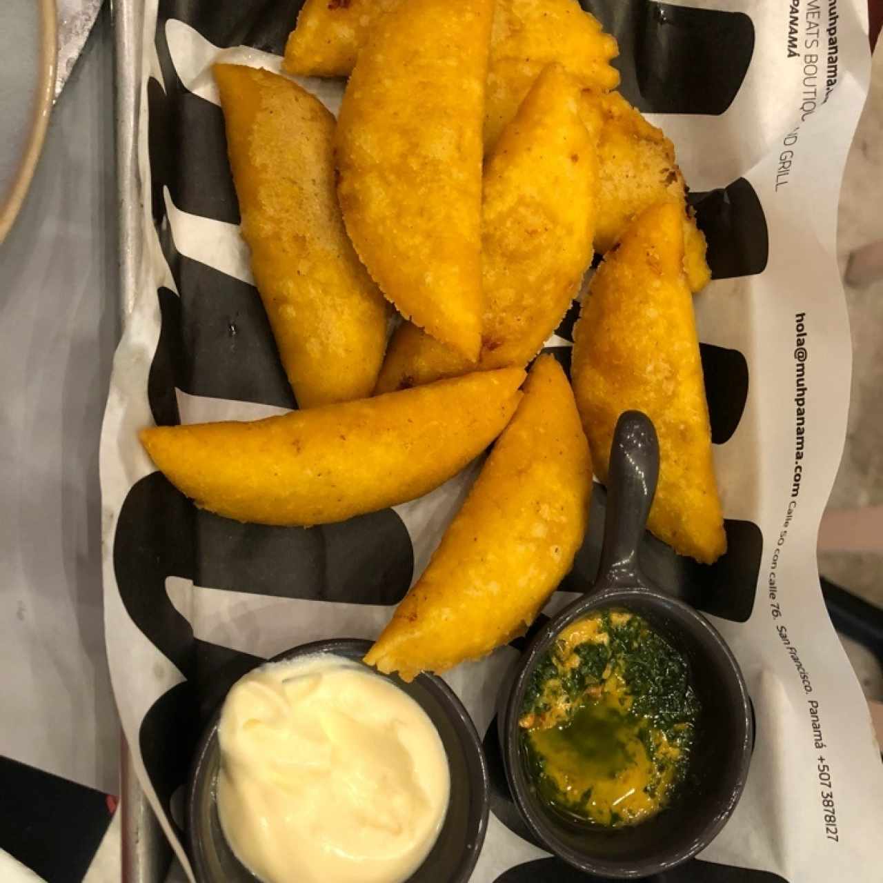 El Inicio - Mini Empanadas Muh