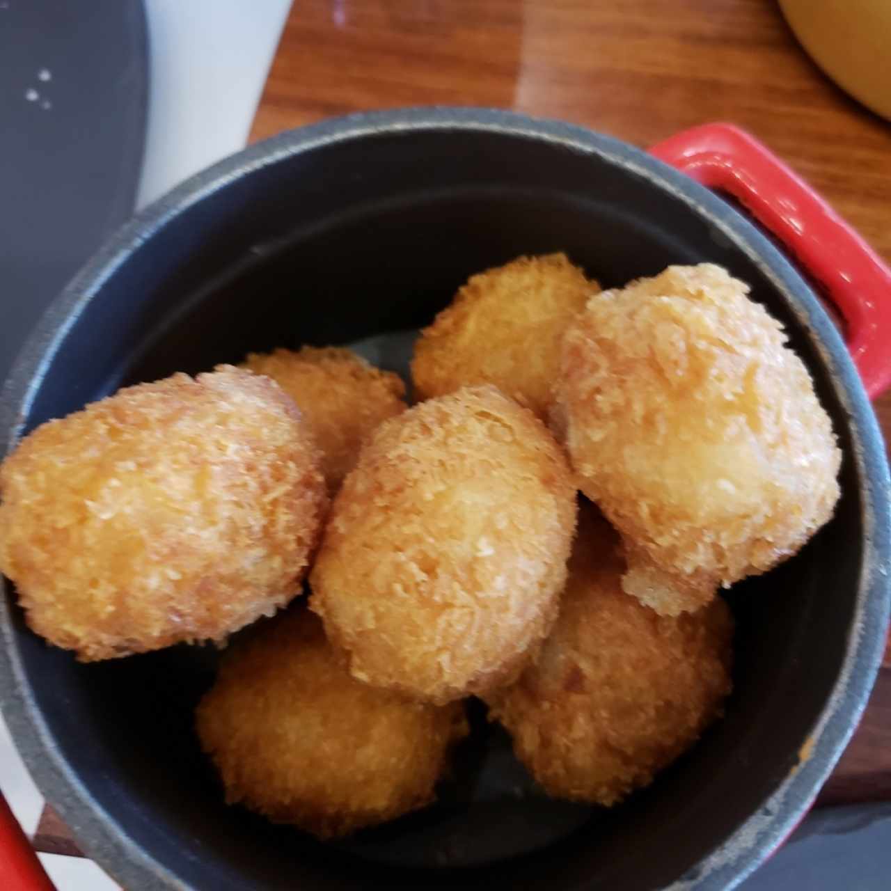 Acompañantes - Buñuelos de yuca