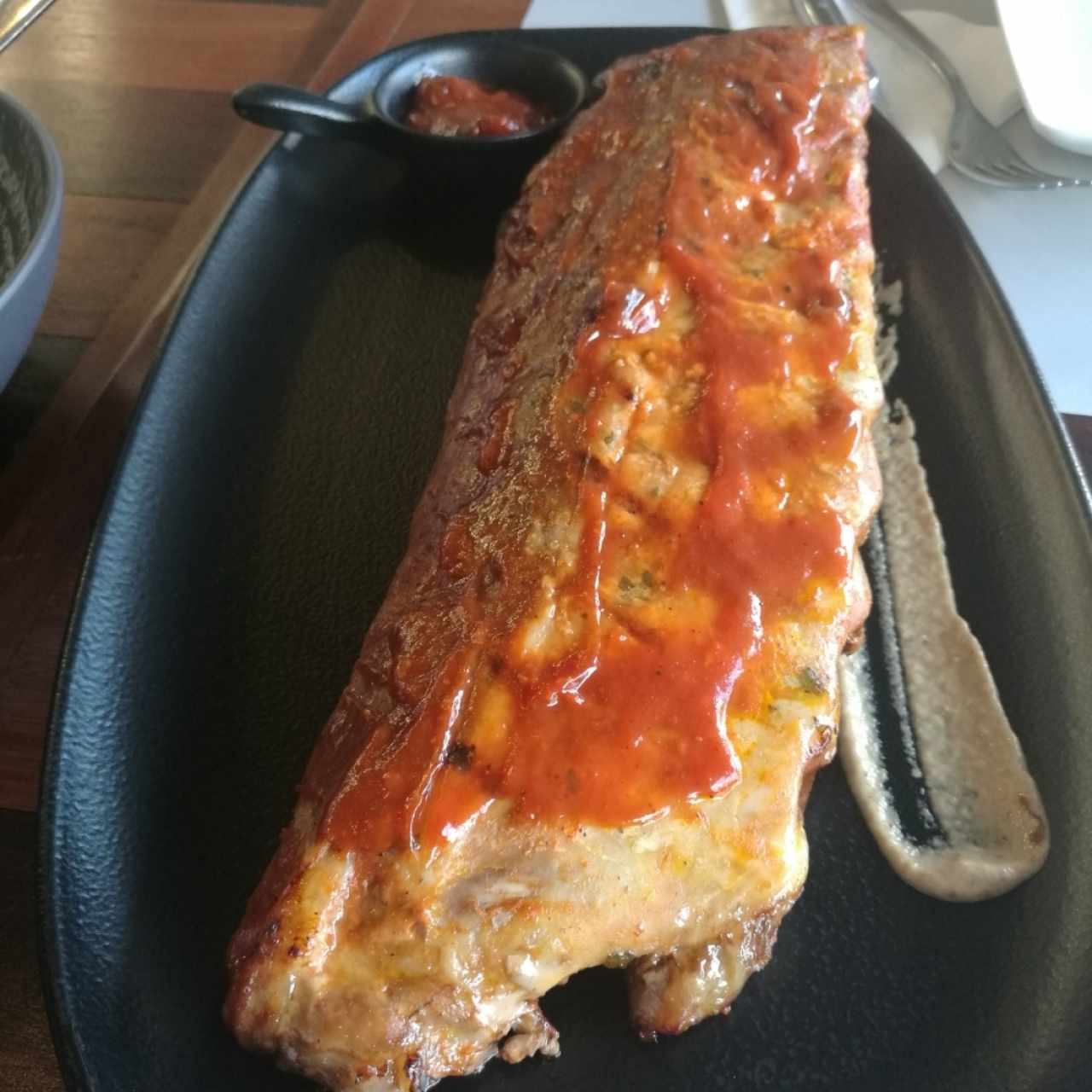 costilla de Cerdo con BBQ de la casa