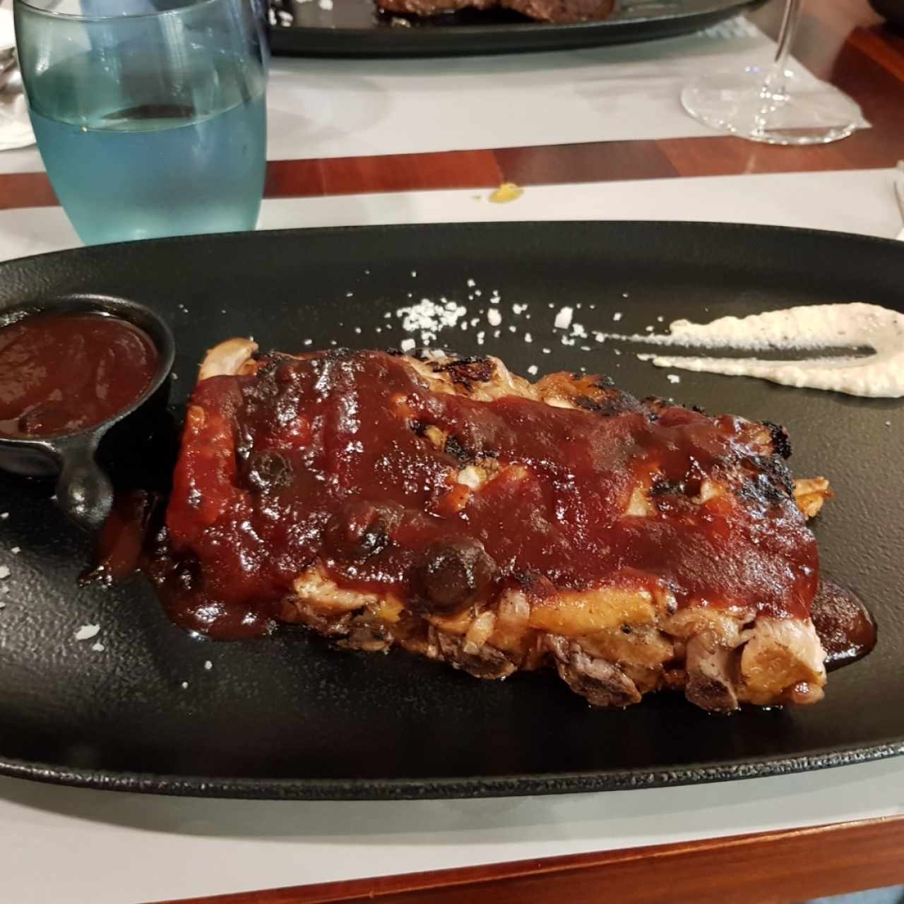 Costillas de cerdo medio rack