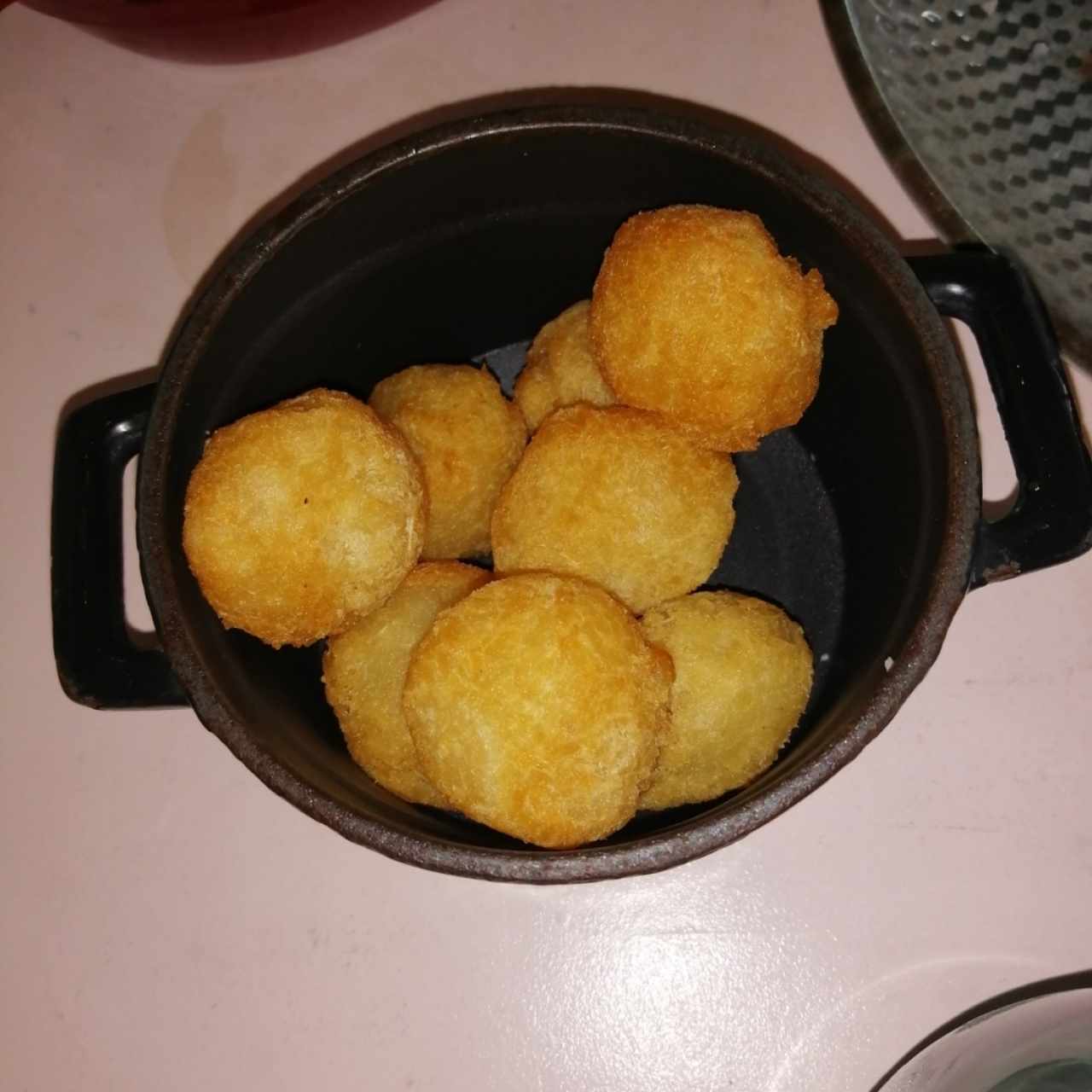 Acompañantes - Buñuelos de yuca