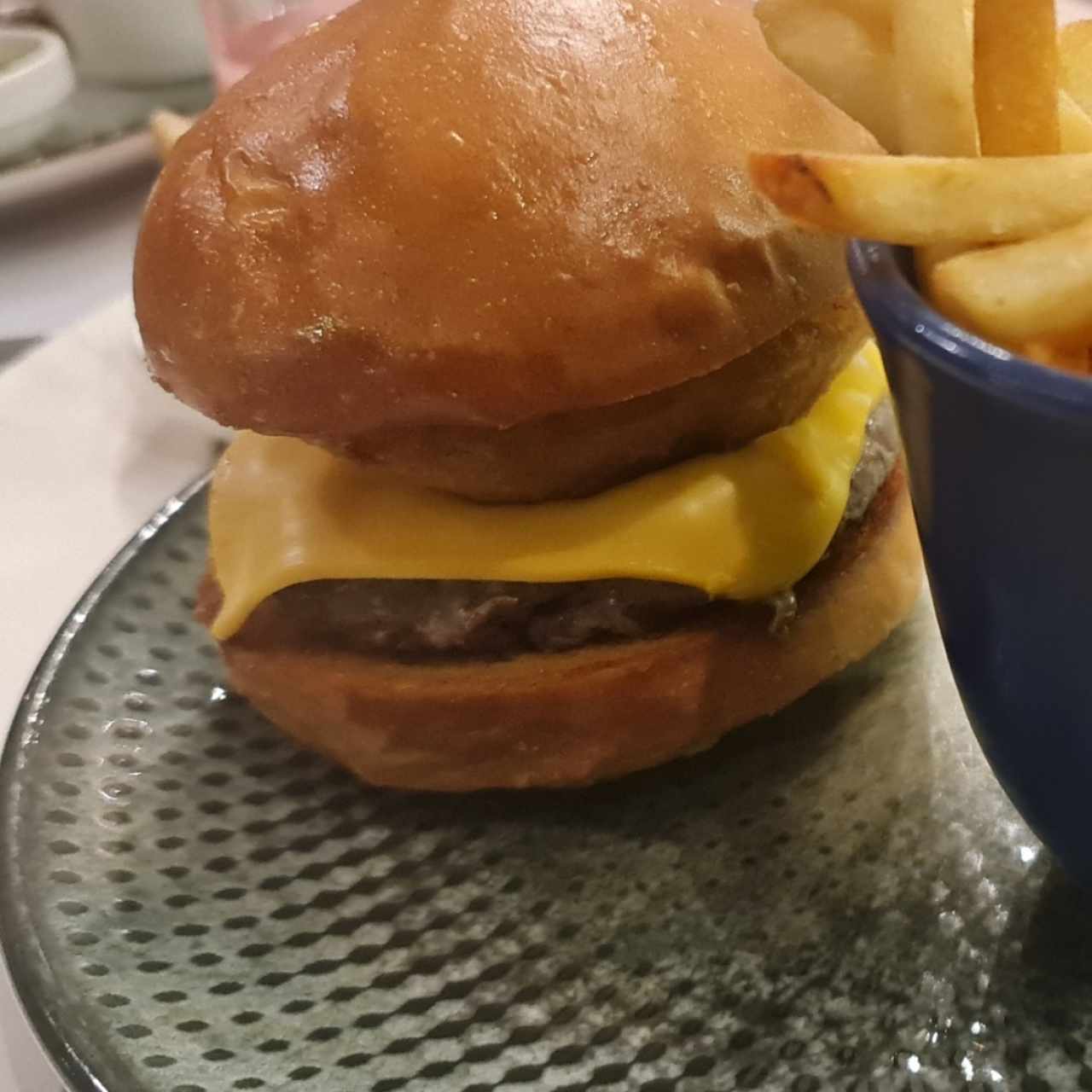 Hamburguesa de Carne, Queso y Bacon