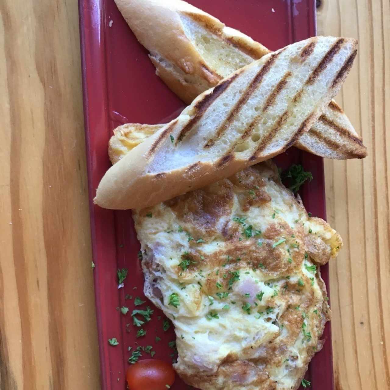 Omelette con Tocineta y Jamón