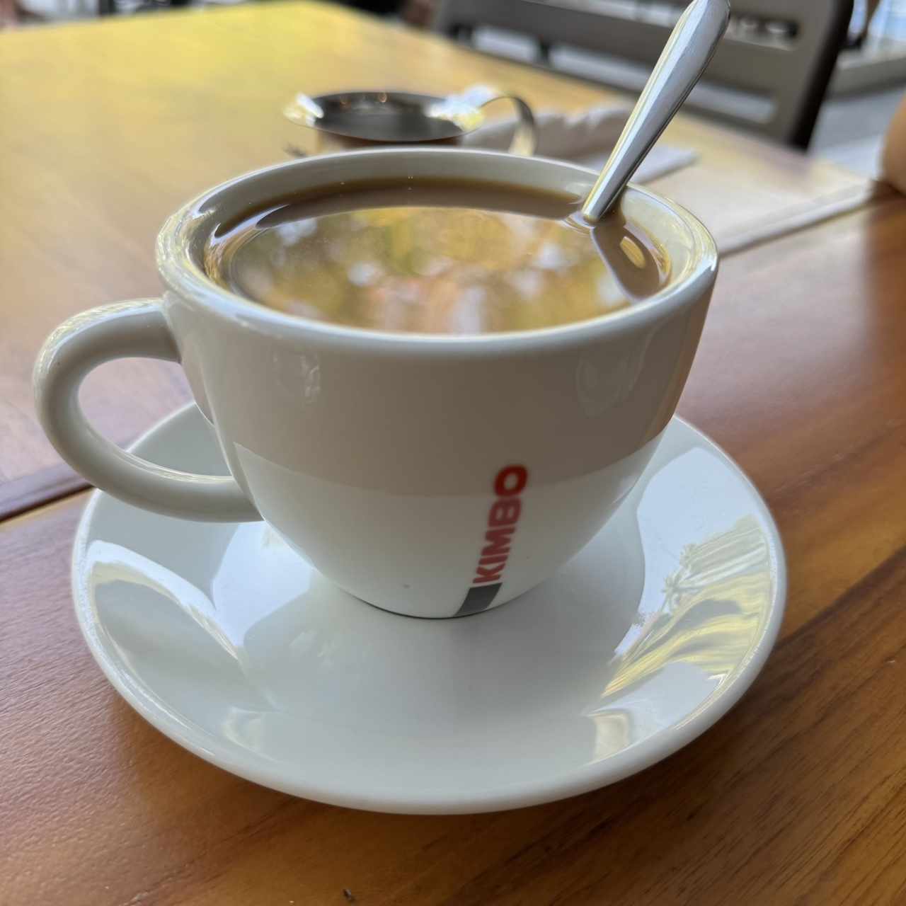 Café Americano con leche grande 