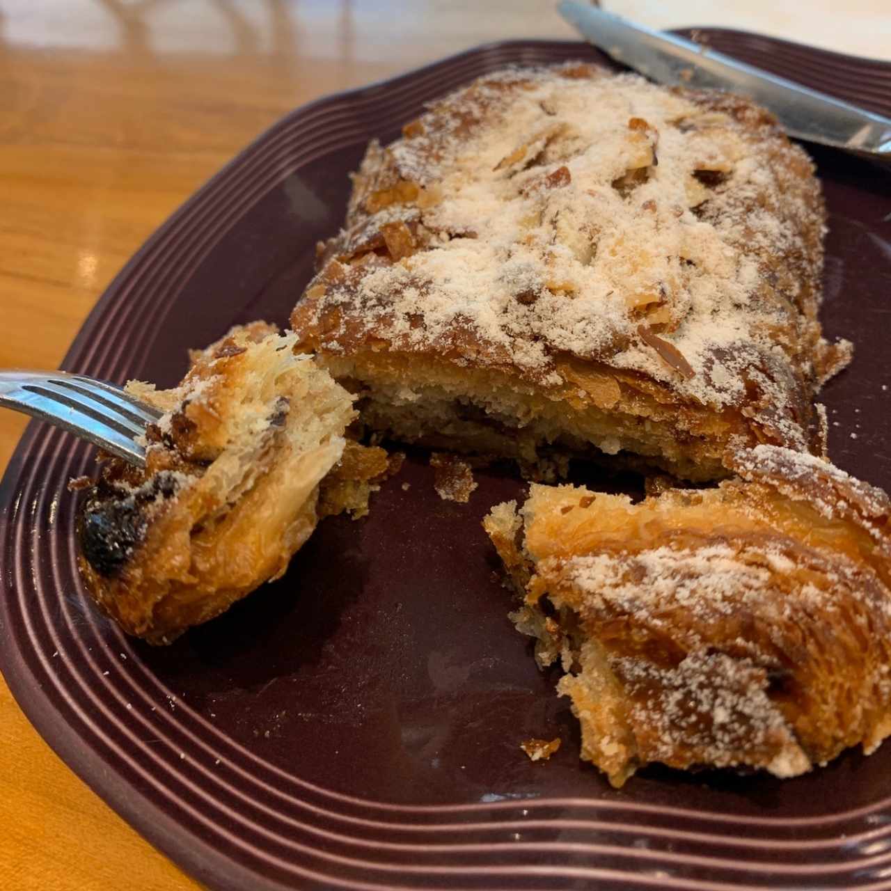 Croissant de Chocolate y Almendras