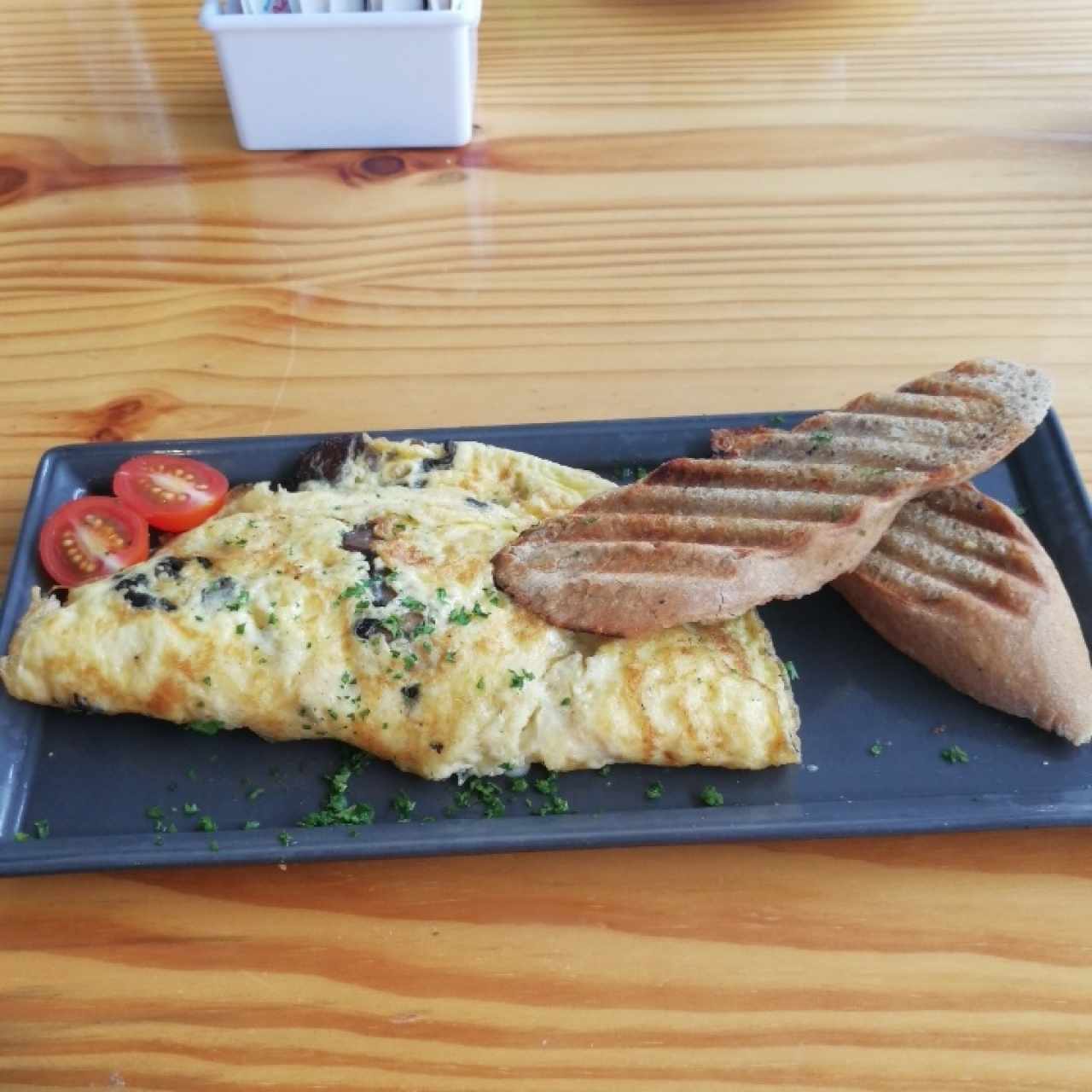 omellete de queso emental y champiñones