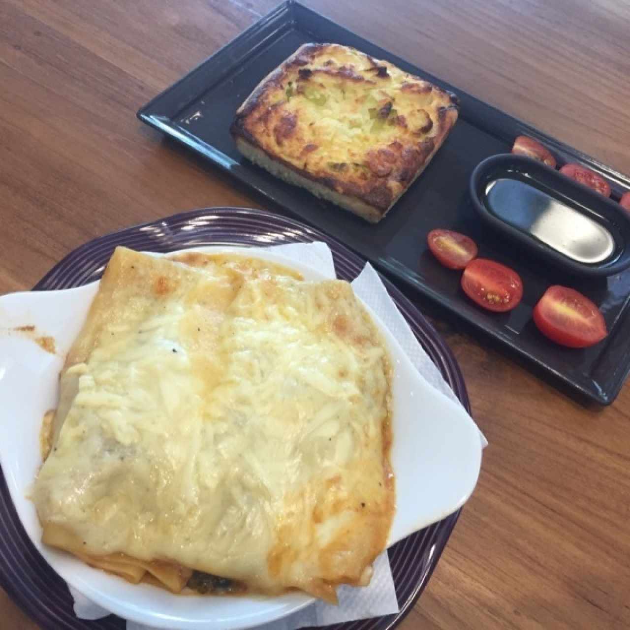 lasagna bolognesa y quiche de puerros