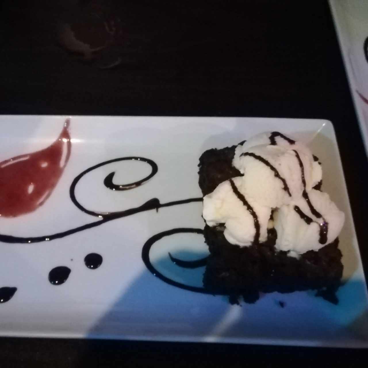 Brownie con helado