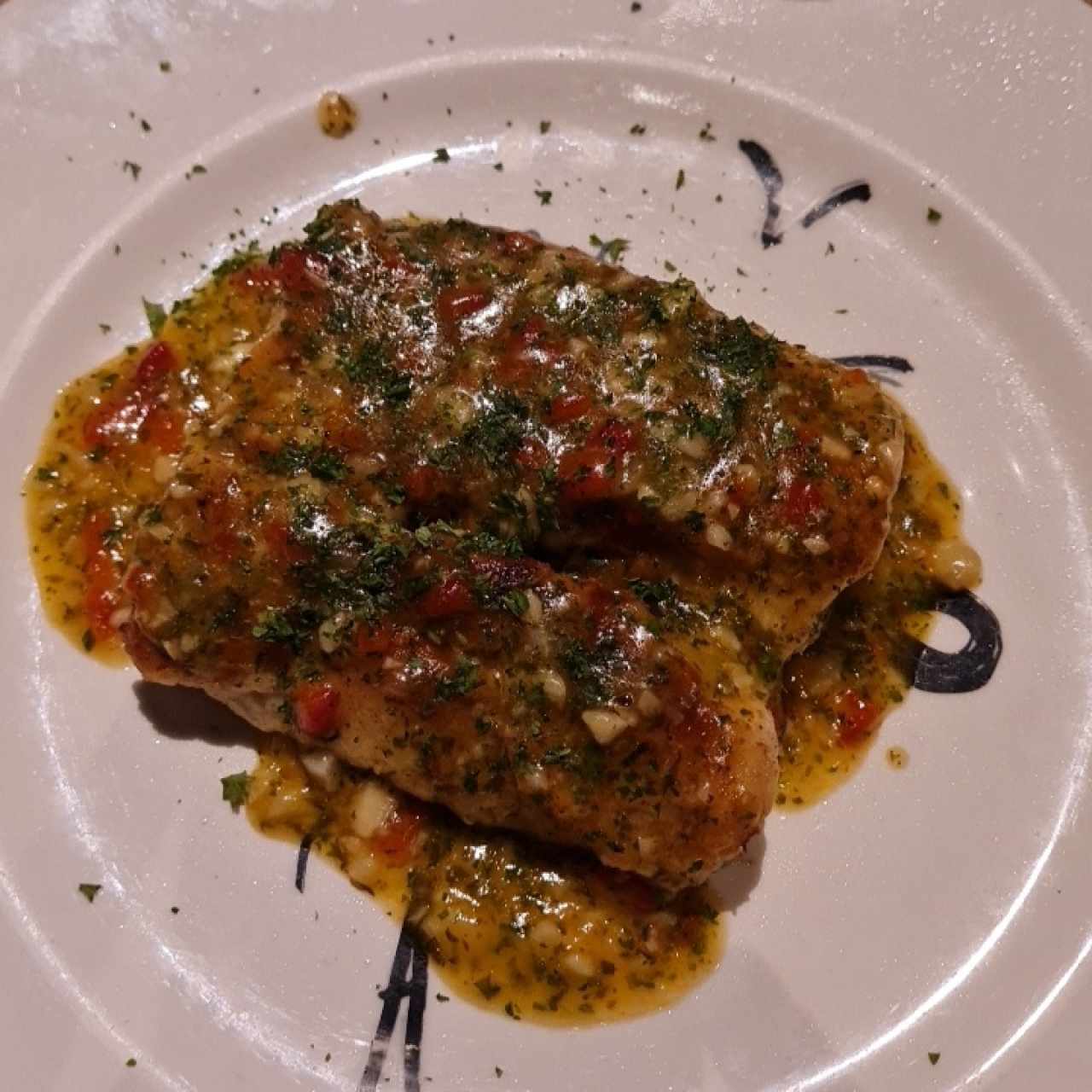 PESCADOS - Corvina al Ajillo