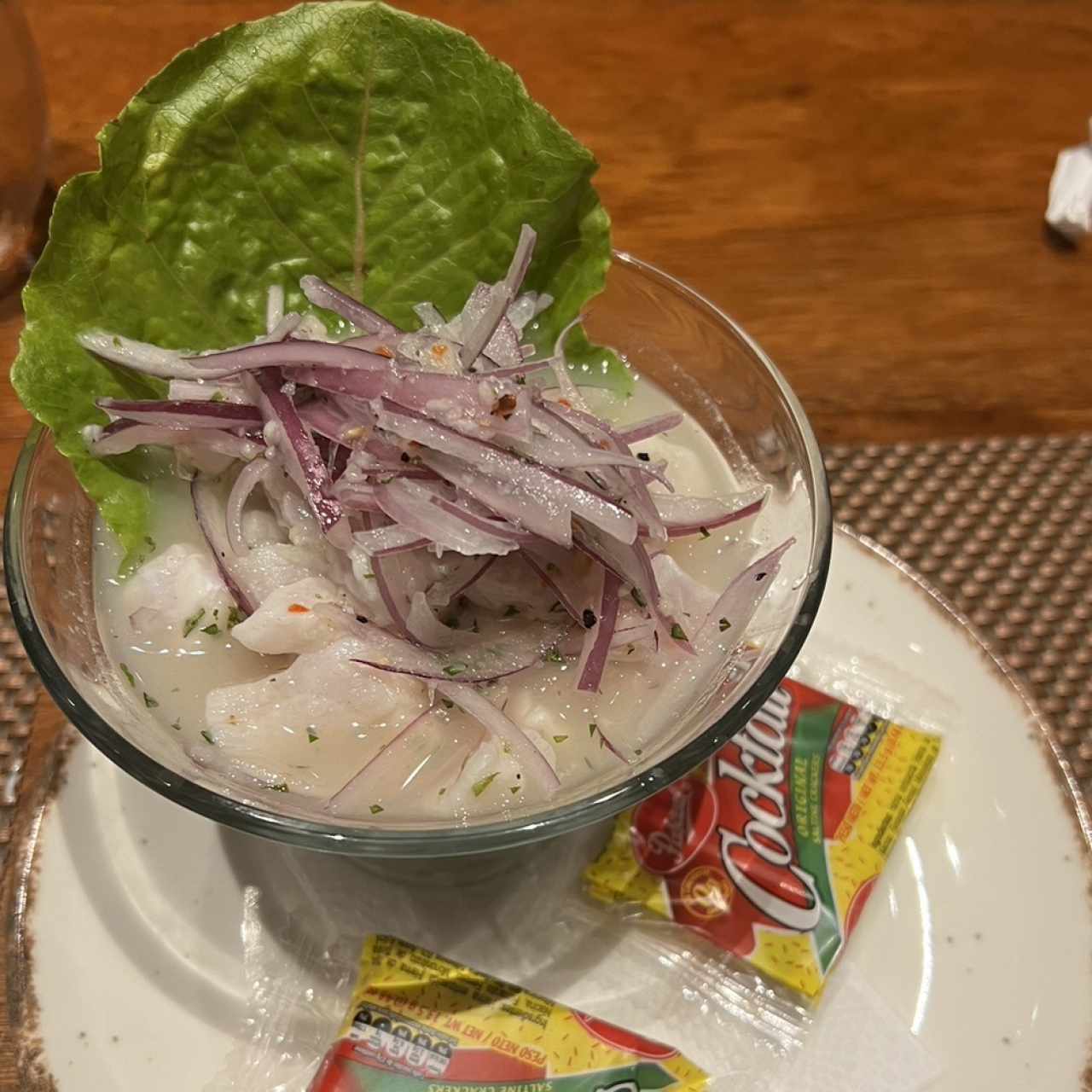 ENTRADAS FRÍAS - Ceviche de Corvina