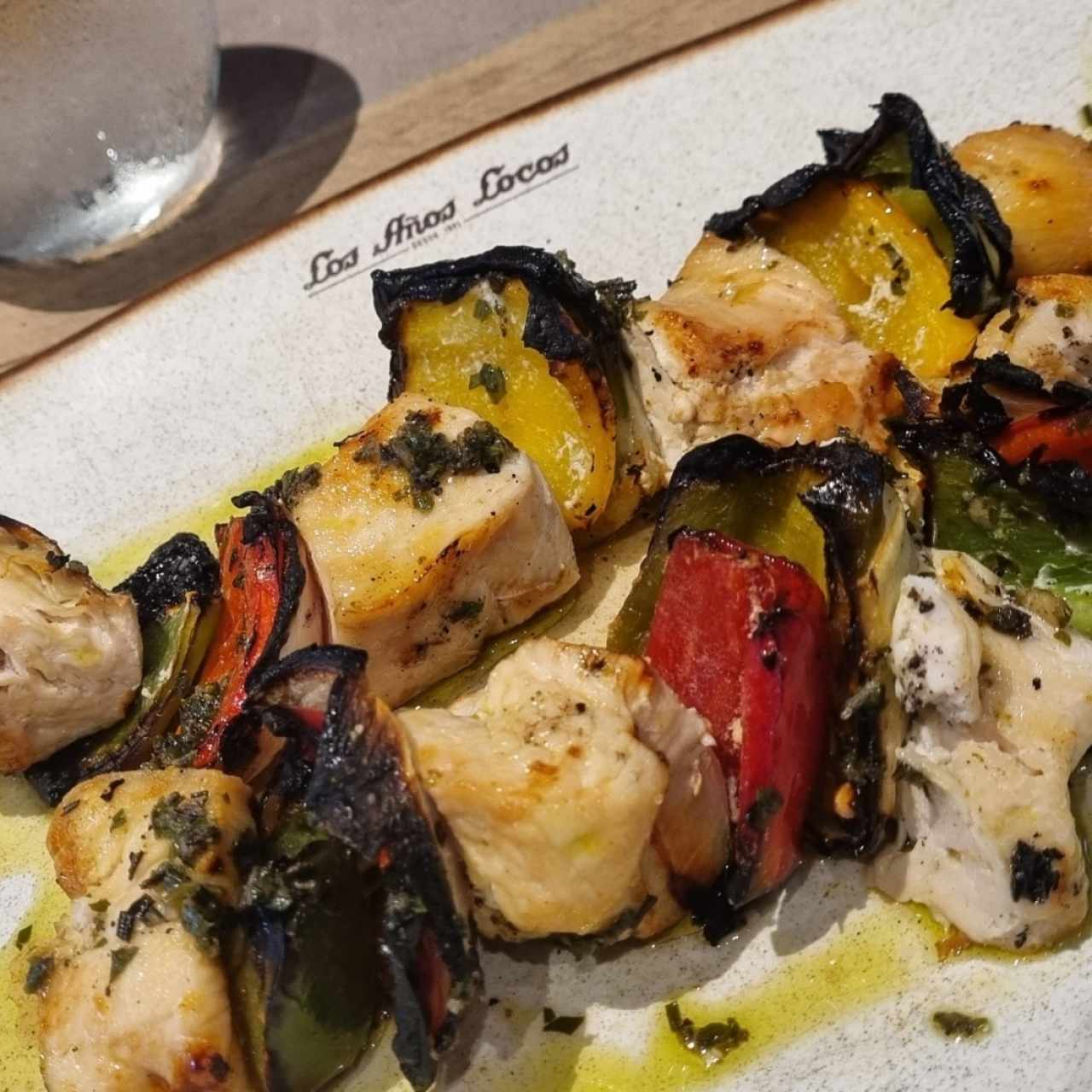 Brocheta de Pollo al Carbón