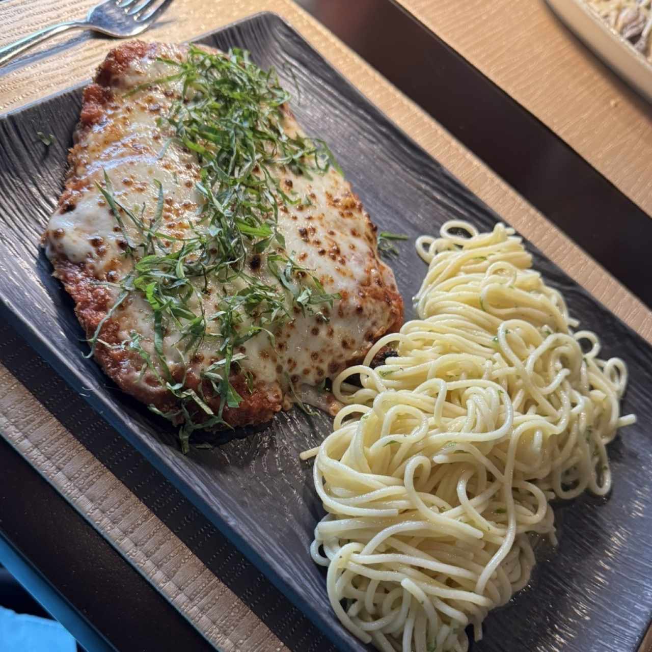 Principales - Pollo Alla Parmigiana