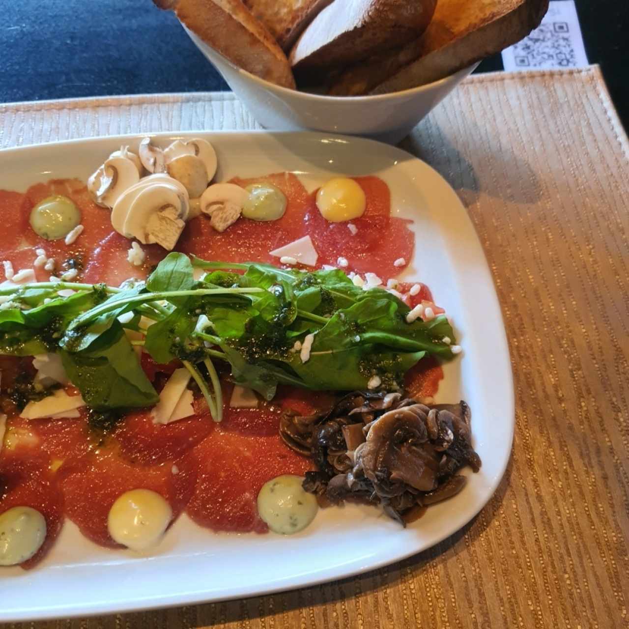 carpaccio di manzo