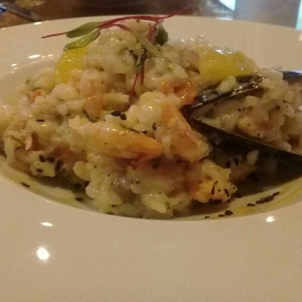 Risotto de camarón y calamar