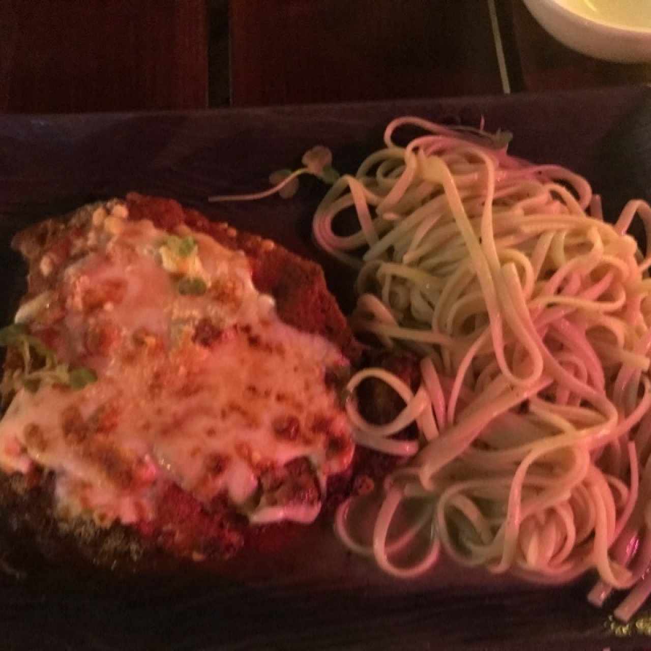 milanesa parmigiana con puré de papas