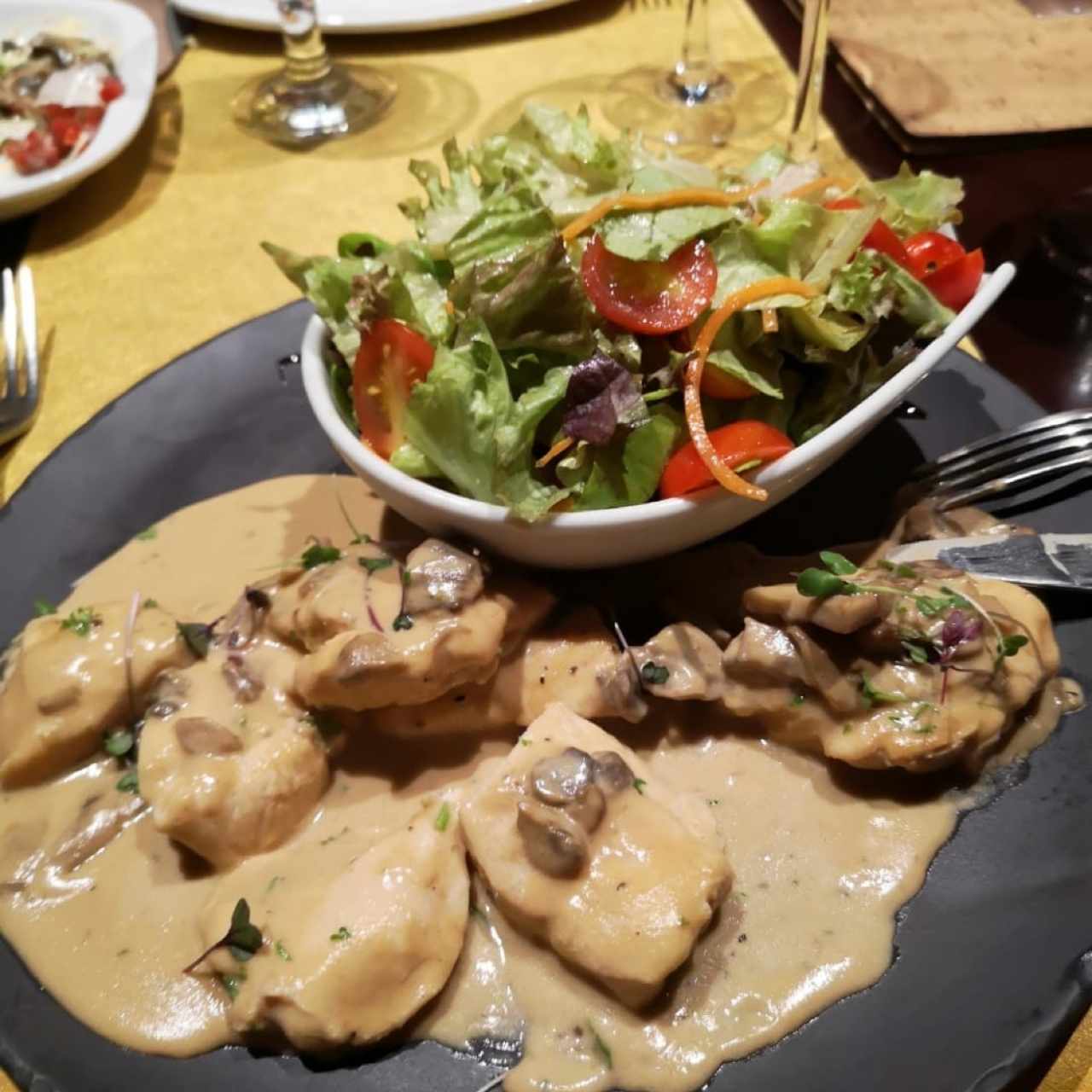 pollo funghi