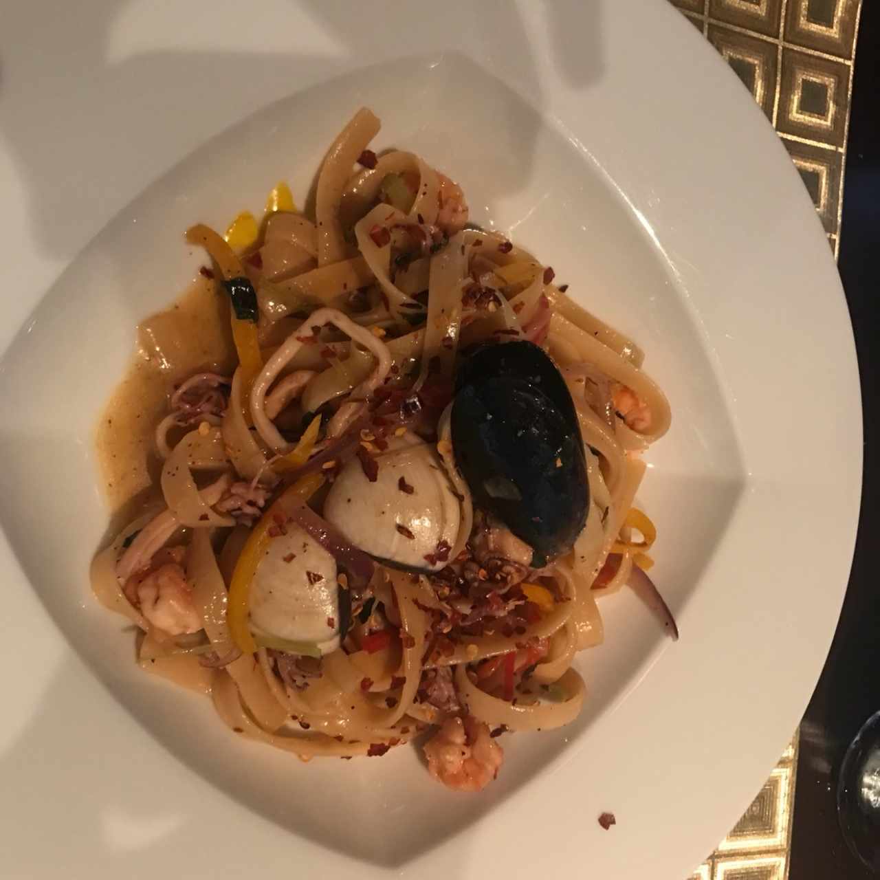 spaguetti frutti di mare