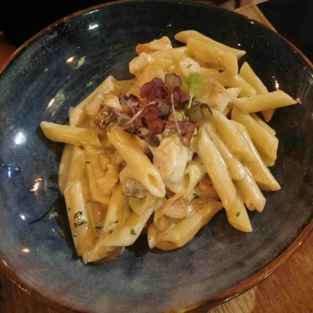 Pasta con salmón con crema