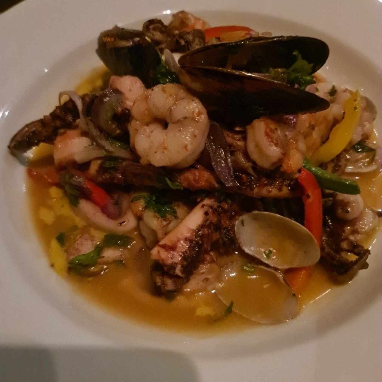 Salteado de mariscos 