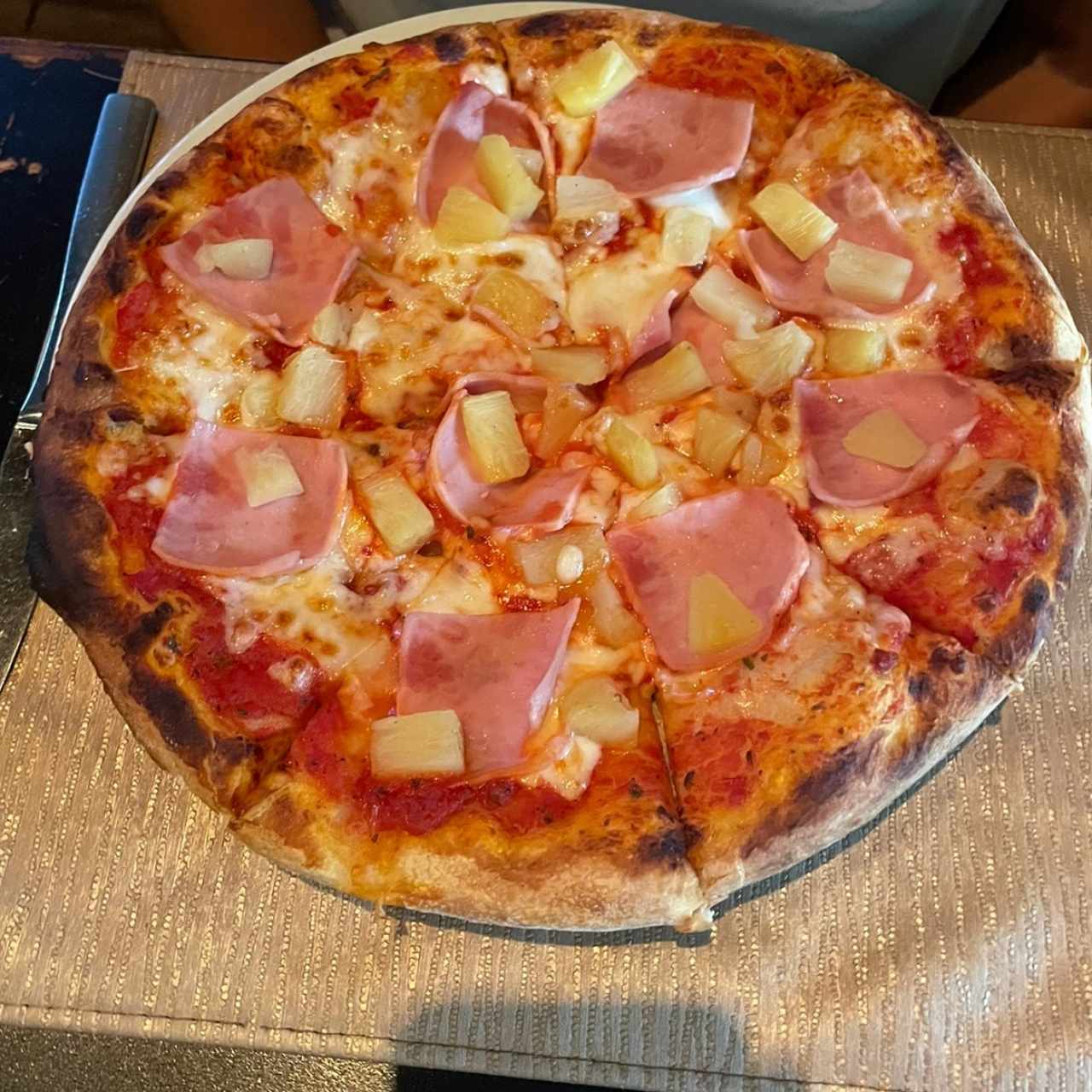 Pizza Hawaiana 