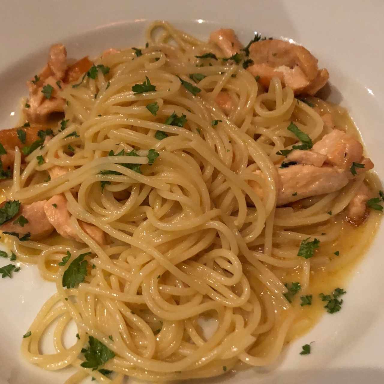 Pasta con Salmón al Oleo 