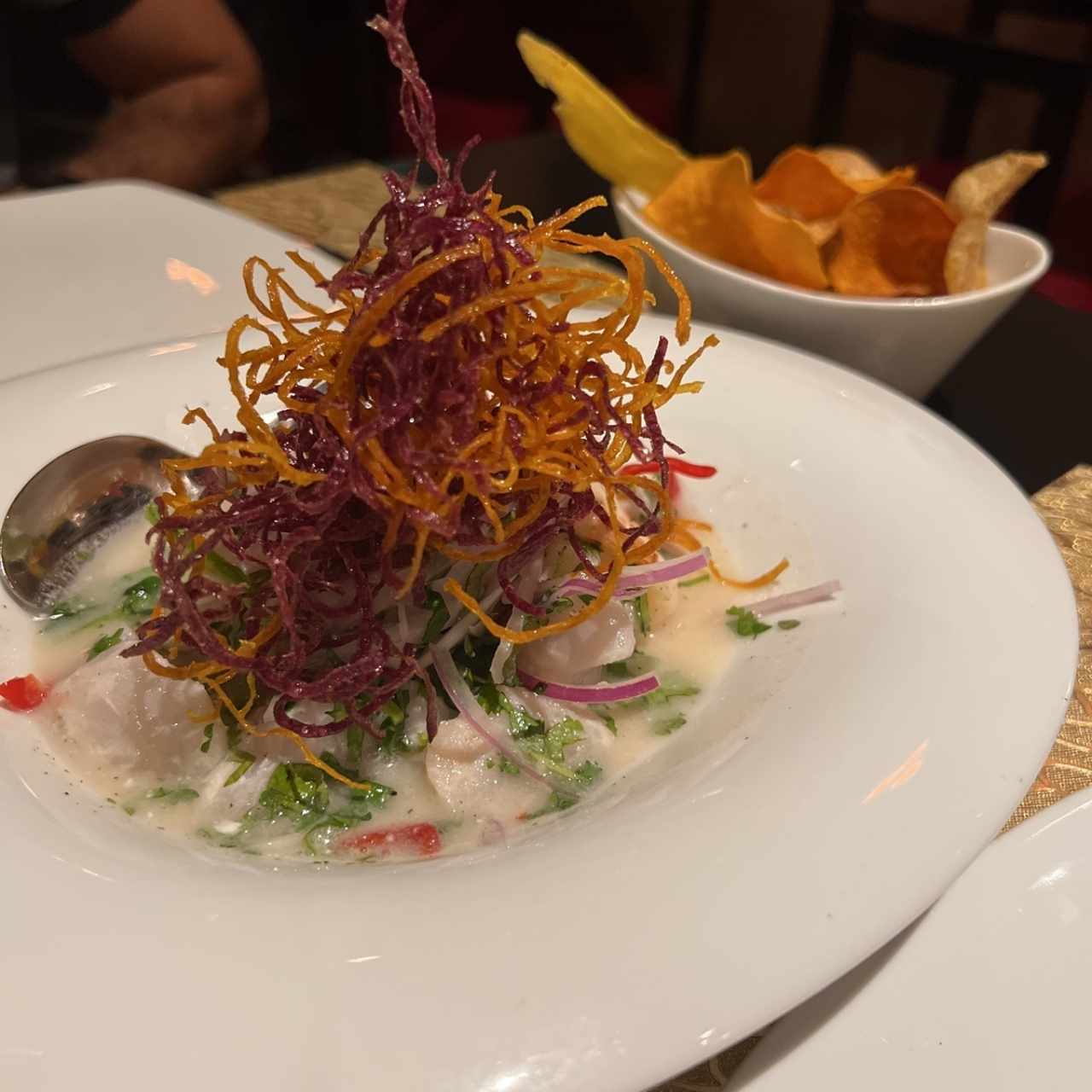 Ceviche de pescado y camaron