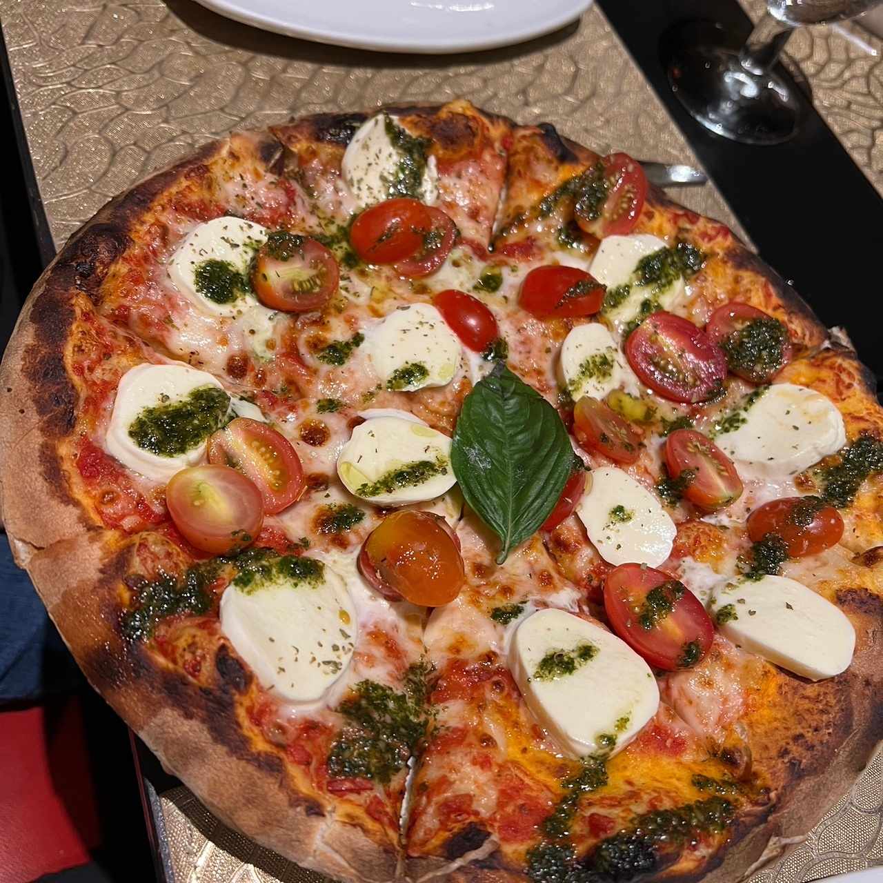 Piza Caprese