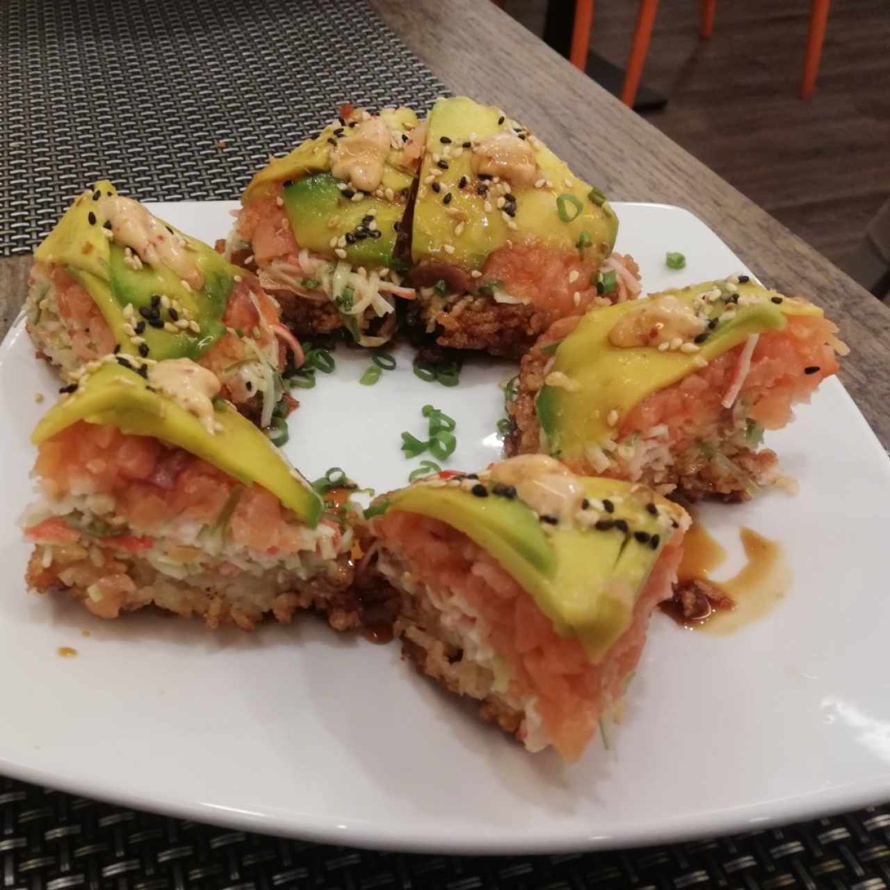 pizza sushi de salmón 