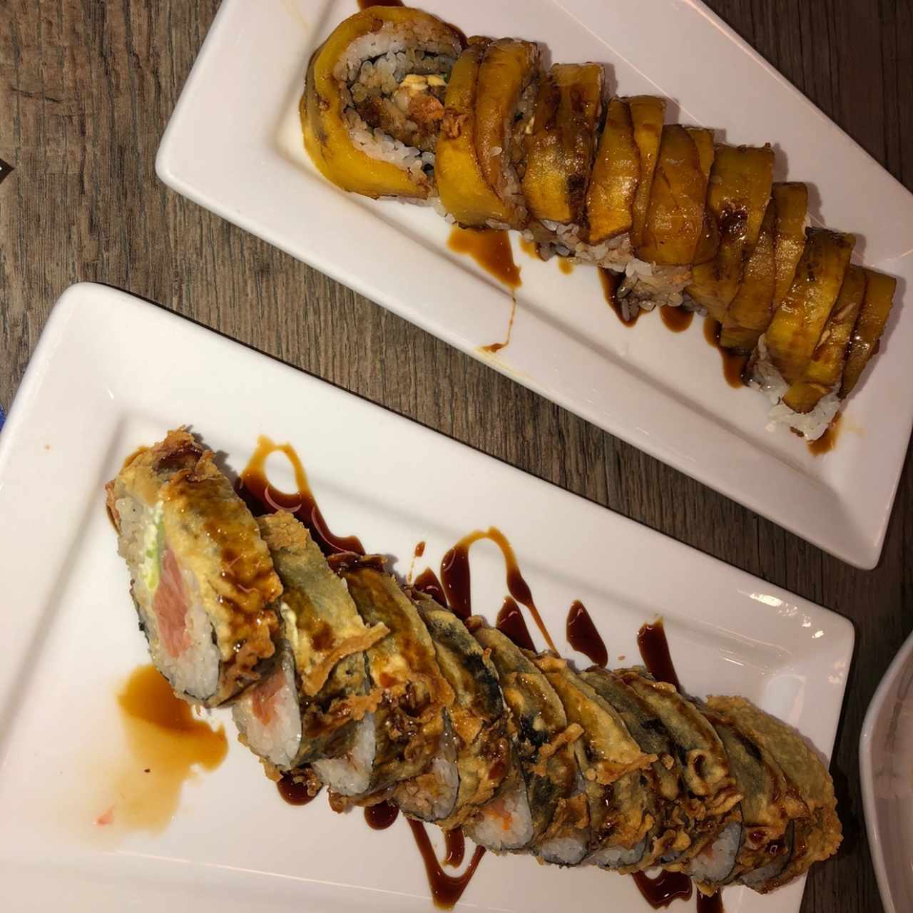 Tataki Tempura y Platano Roll 