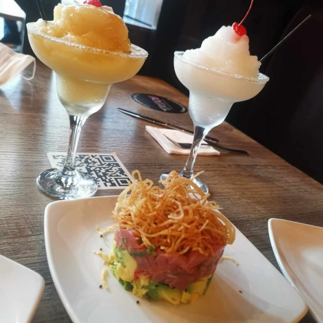 Entradas Frías - Tartar de Atún y margaritas de Limón y maracuyá 🤤🤤🤤