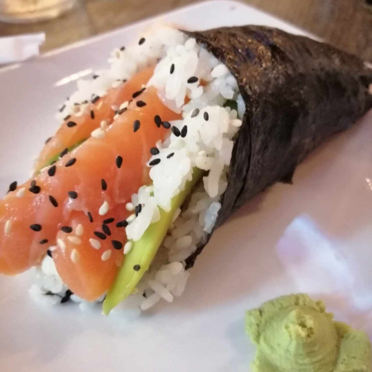 Temaki de Salmón 