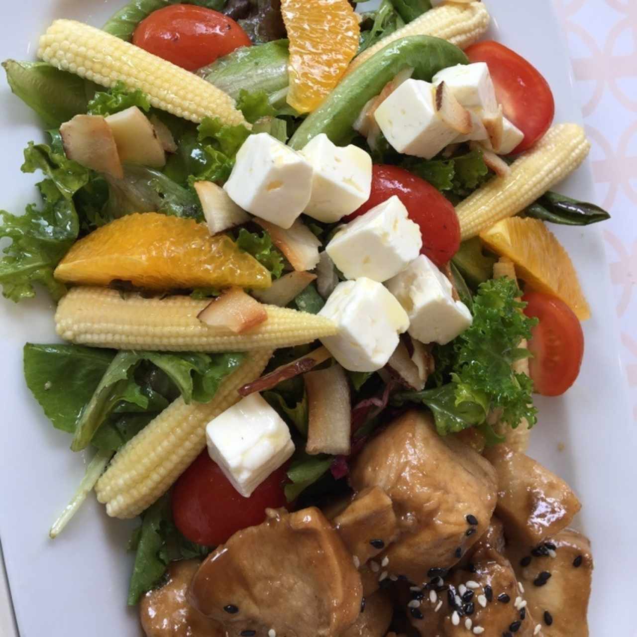 pollo marinado con ensalada Maravilla