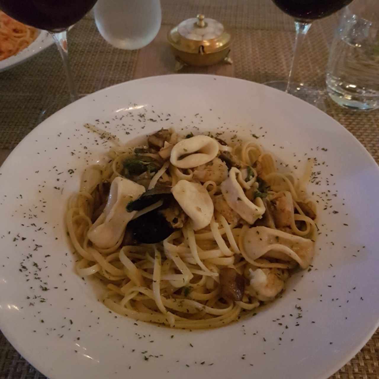 Linguini a la Mare e Monte. ¡Delicioso!