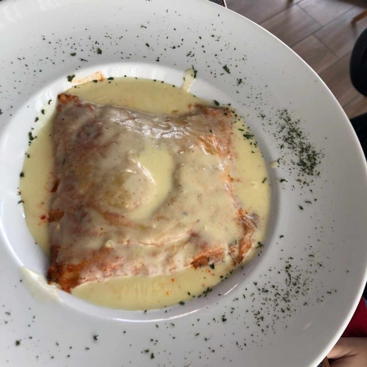 Lasagna de Pollo en salsa blanca