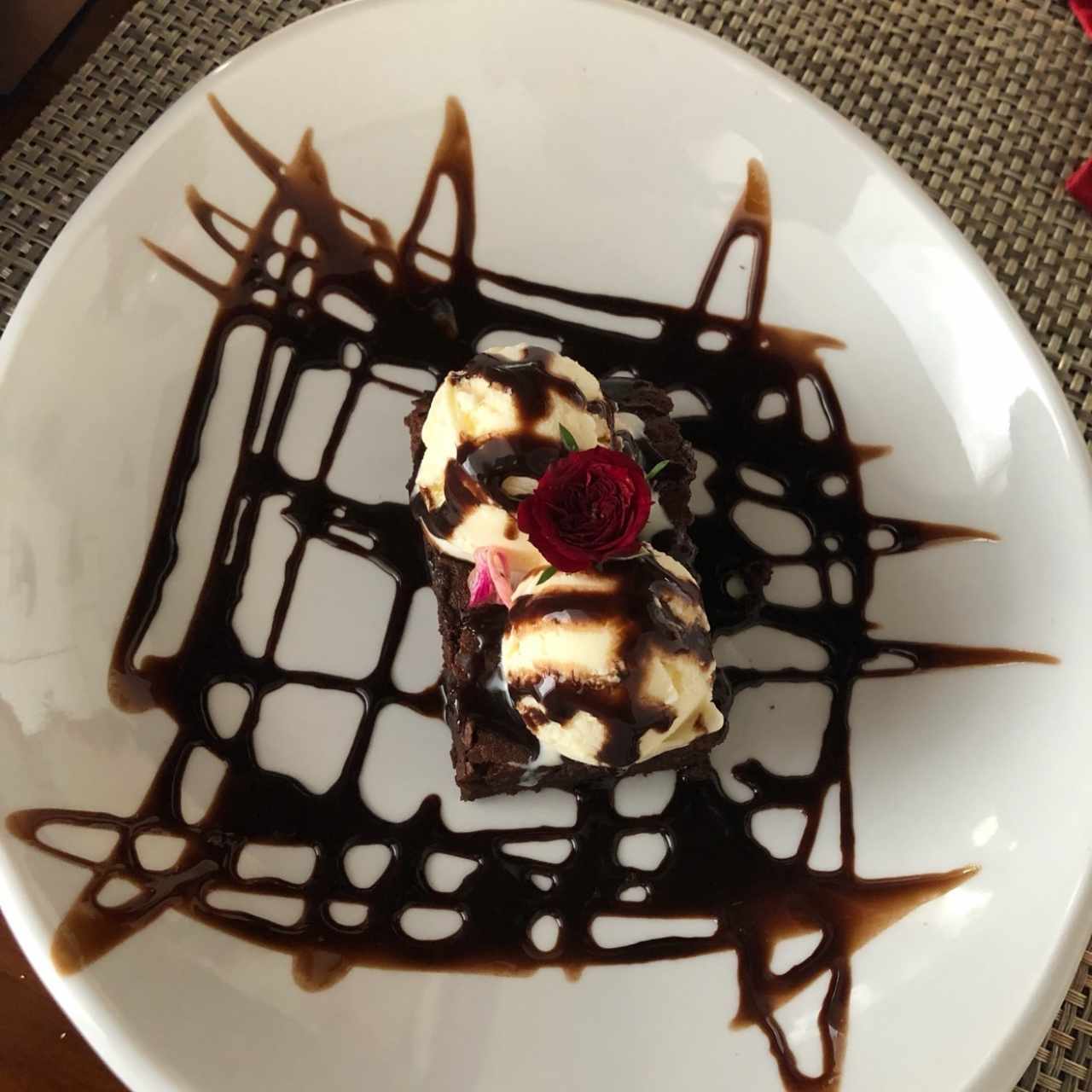 Brownie con Helado