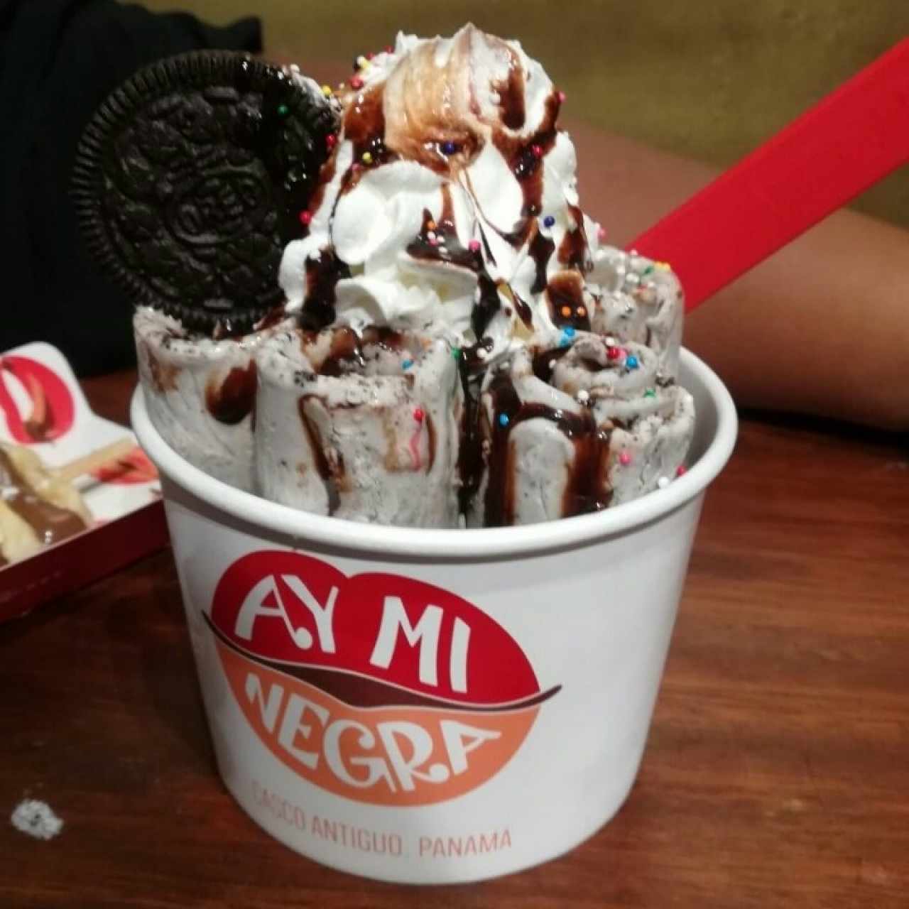 helado con oreo