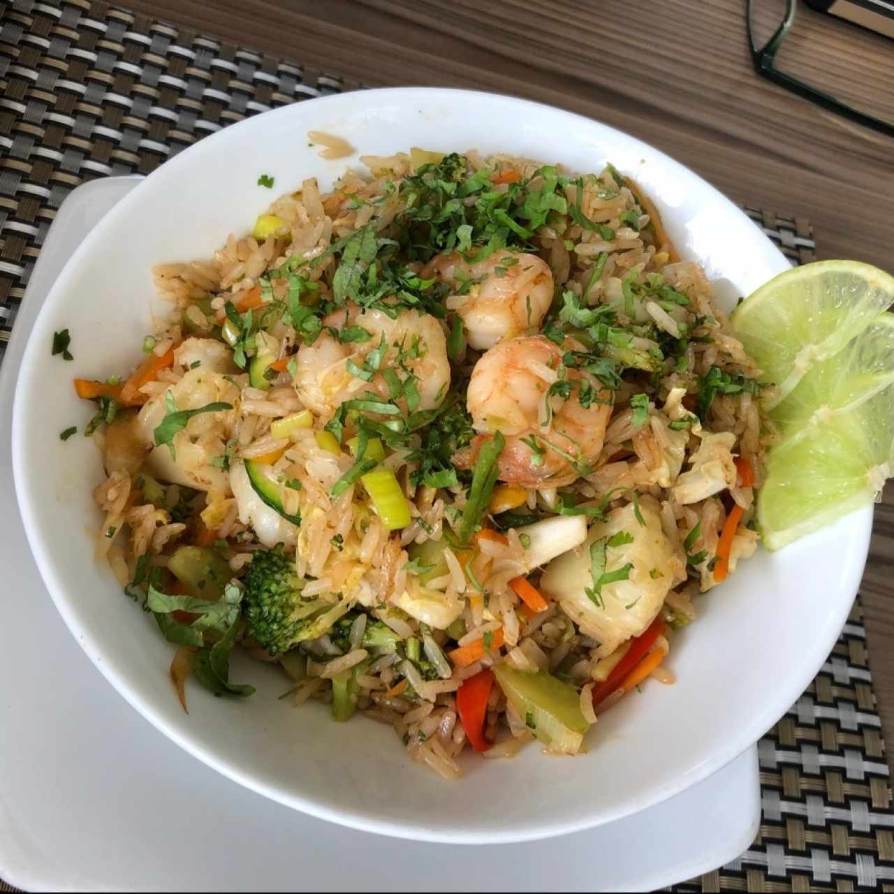 Arroz thai con langostinos