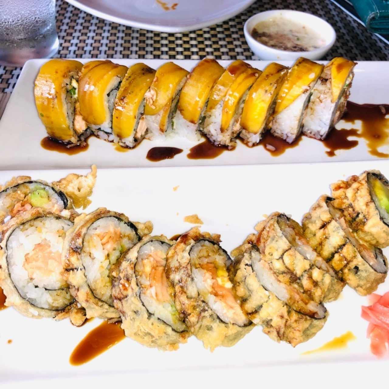 Platano roll y tempura roll