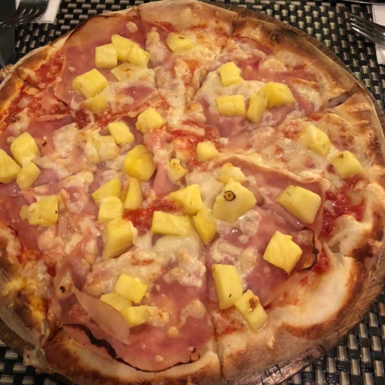 Pizza Hawaiana