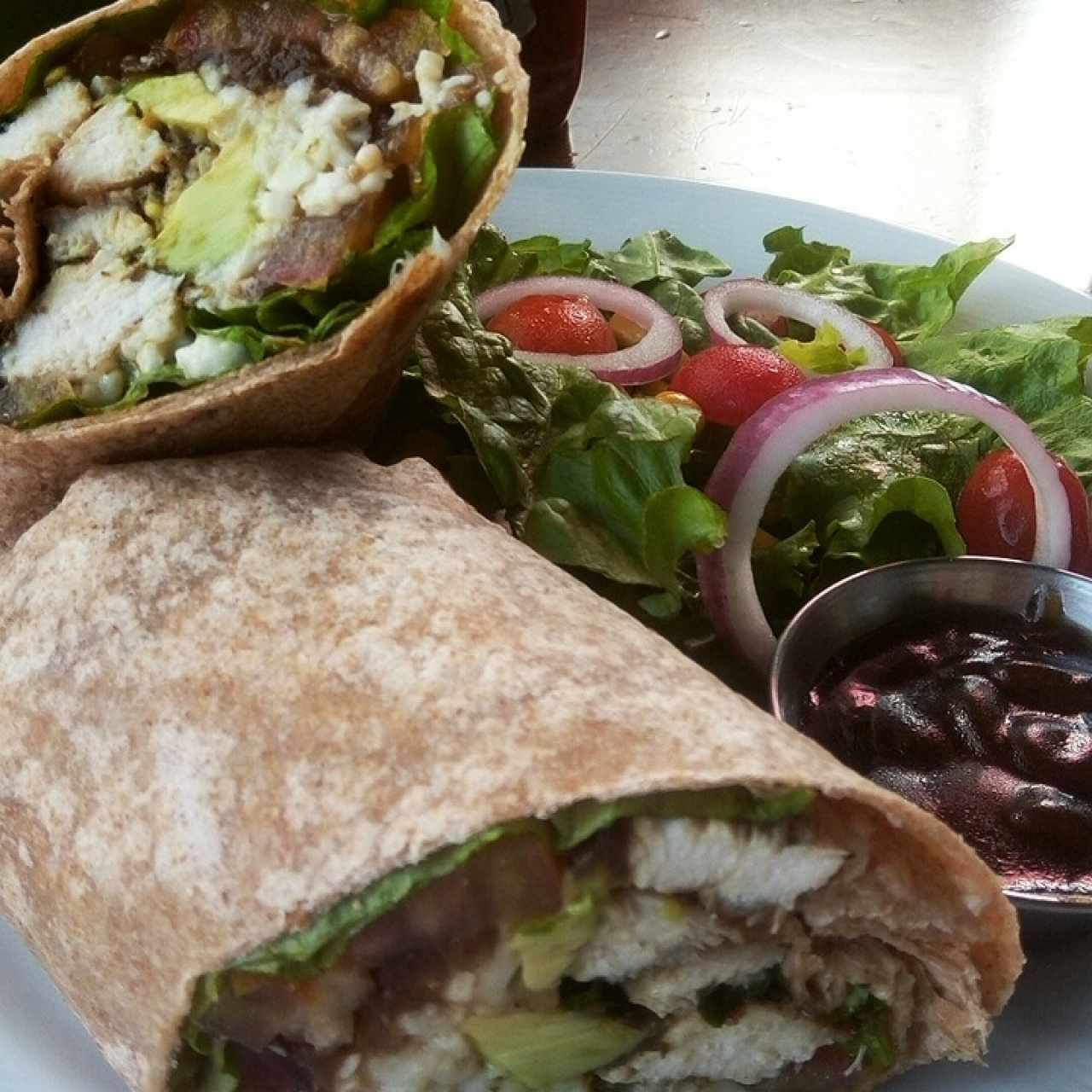 Wrap integral de pollo