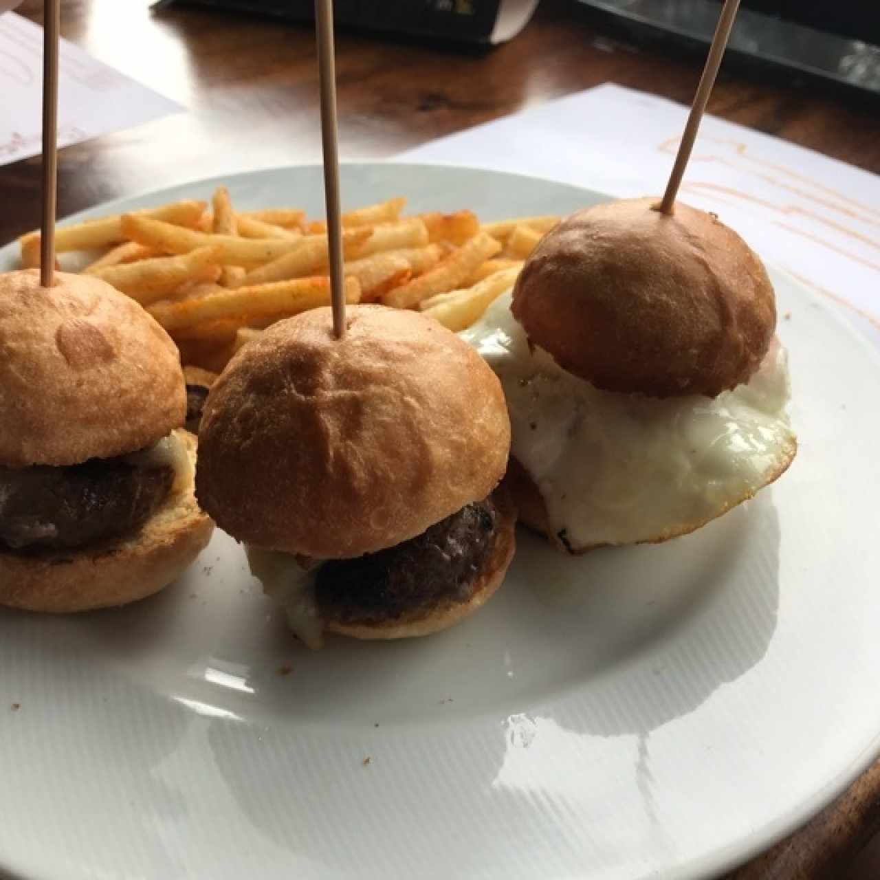 Trio de hamburguesas 