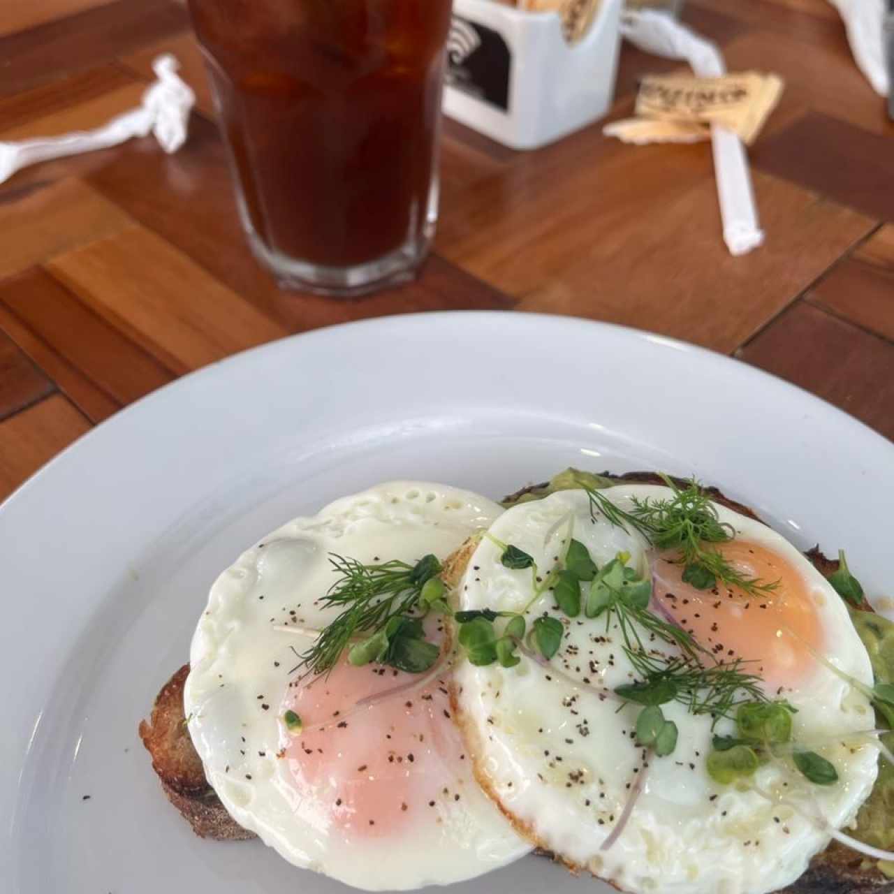 DESAYUNO - AVOCADO TOAST