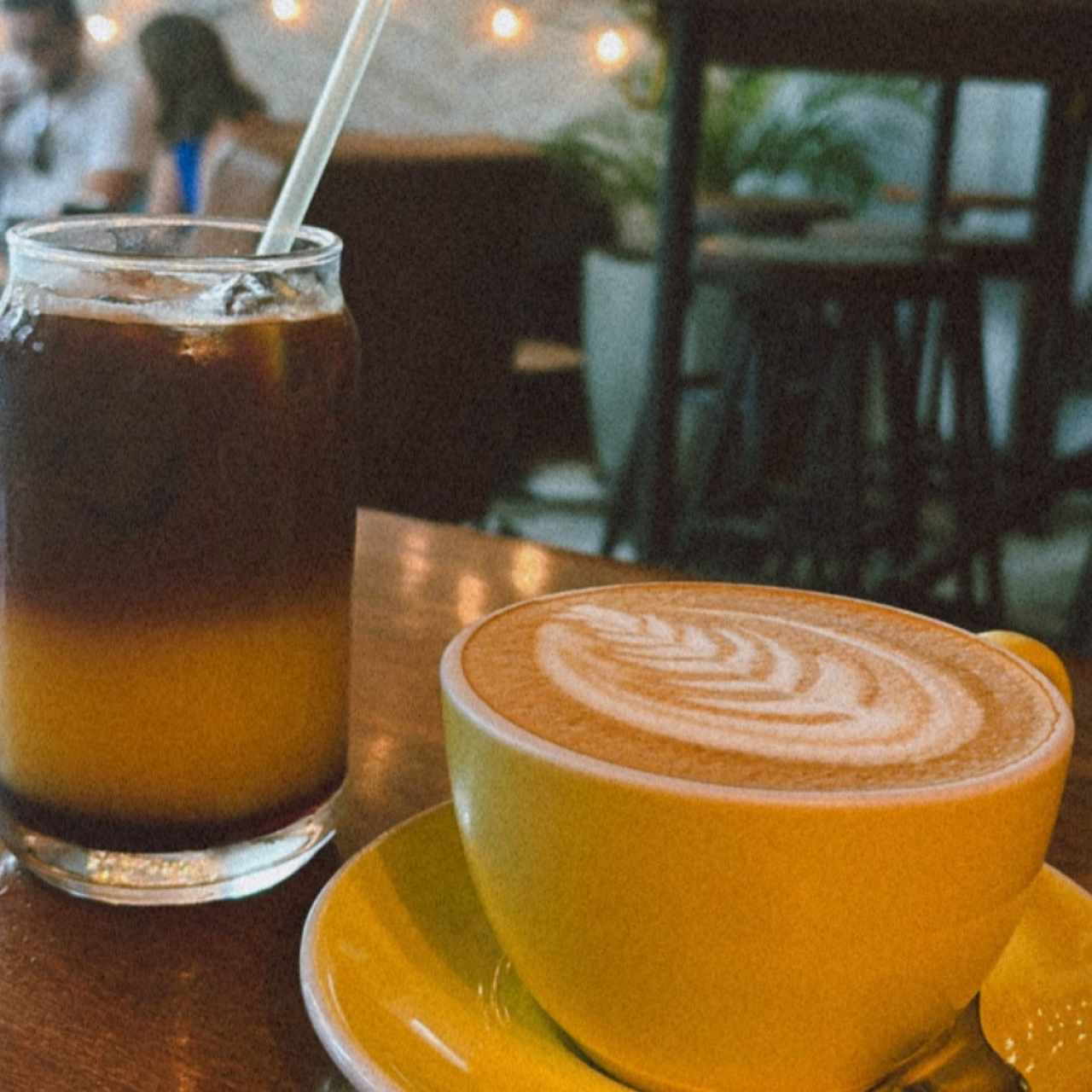 Bumblebee coffee & Capuccino 