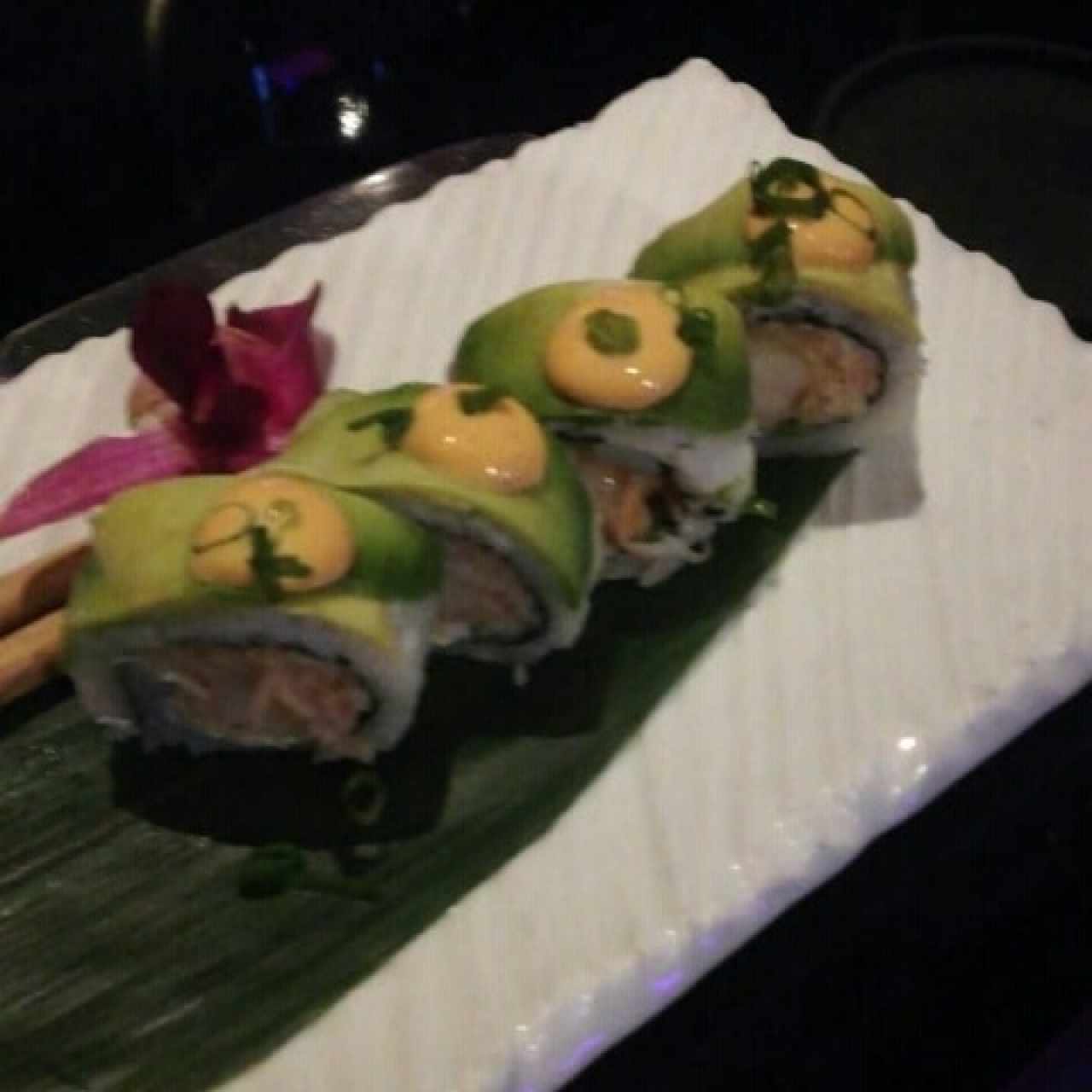 DRAGON ROLL