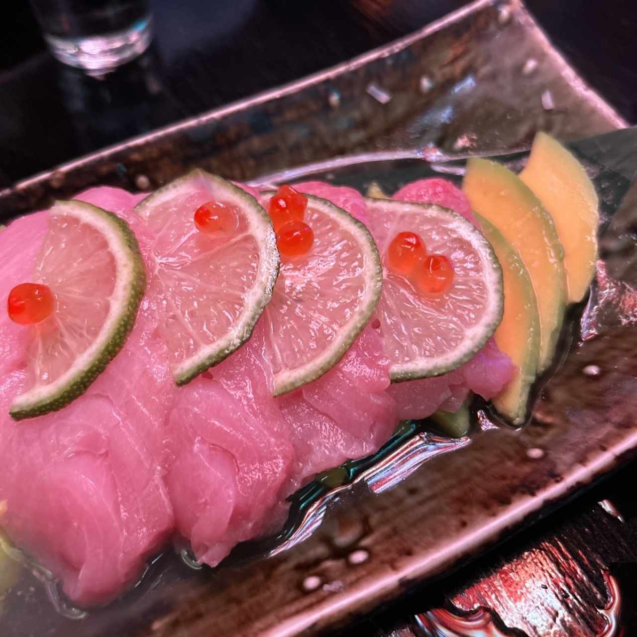 Pequeños Platos - Tiradito de Hamachi