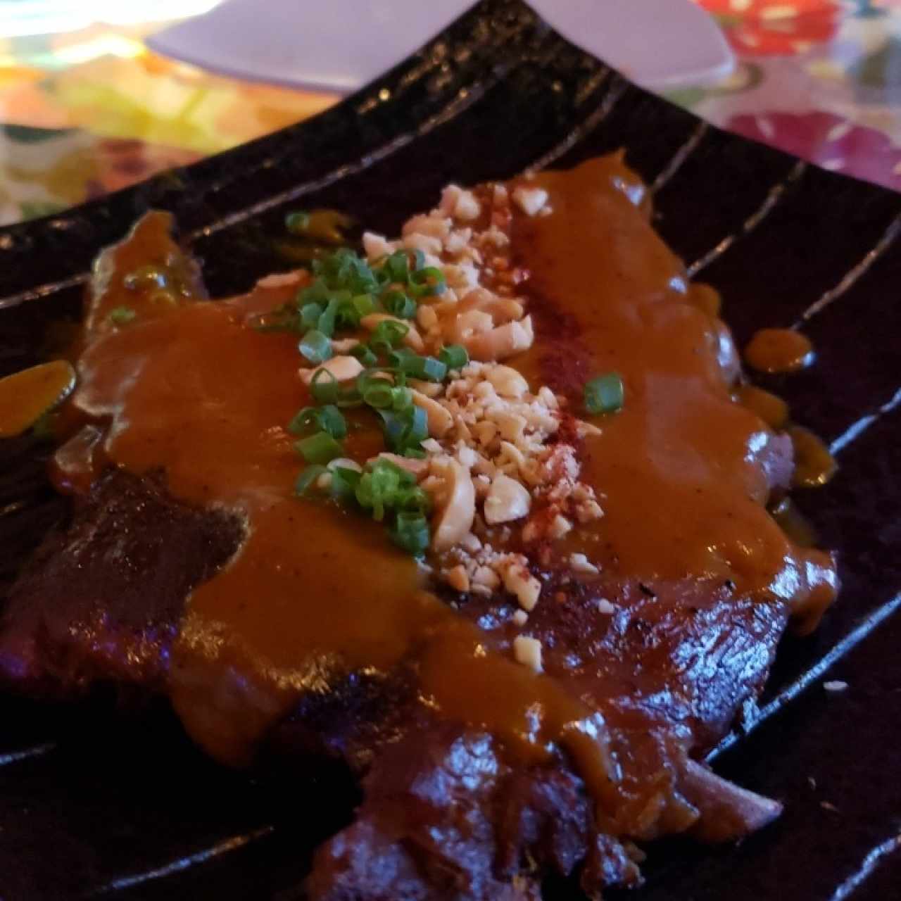 MOMO PORK RIBS